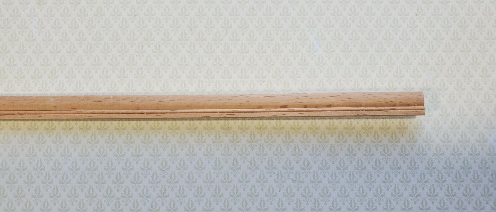 Dollhouse Miniatures Baseboard Trim Molding 3/8" wide x 14" long 1:12 Scale - Miniature Crush