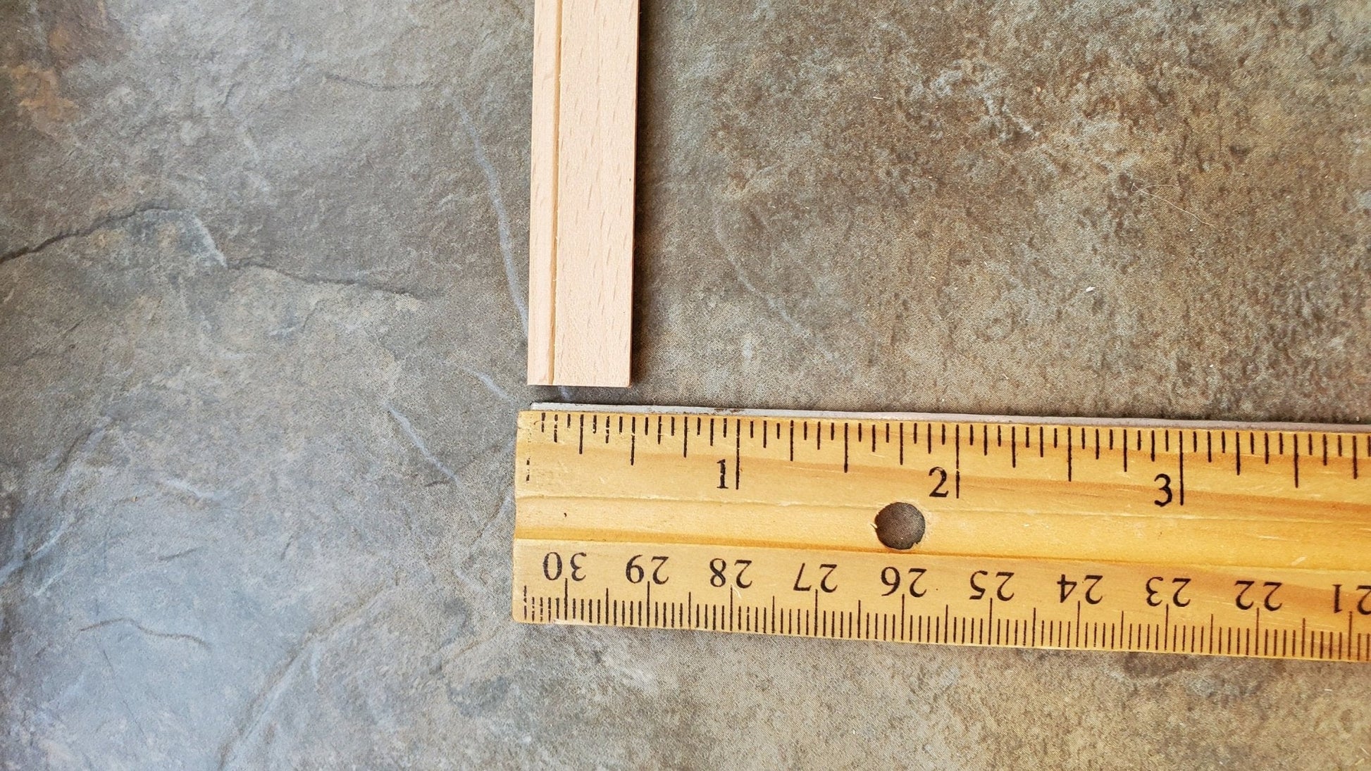 Dollhouse Miniatures Baseboard Trim or Molding w/ Wire Channel 1/2" wide x 18" 1:12 Scale - Miniature Crush