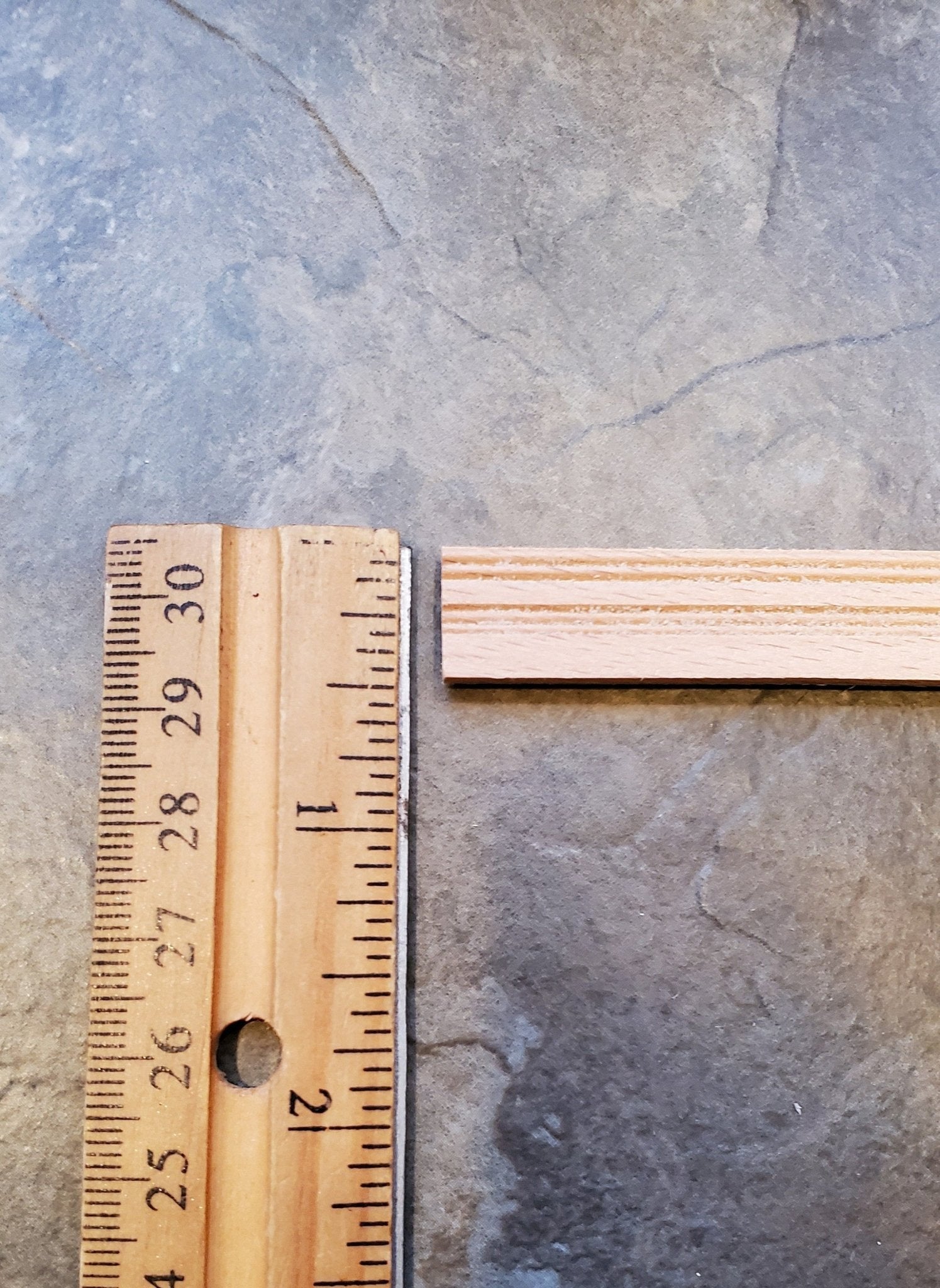 Dollhouse Miniatures Baseboard Trim or Molding with Wire Channel 1/2" wide x 18" 1:12 Scale - Miniature Crush