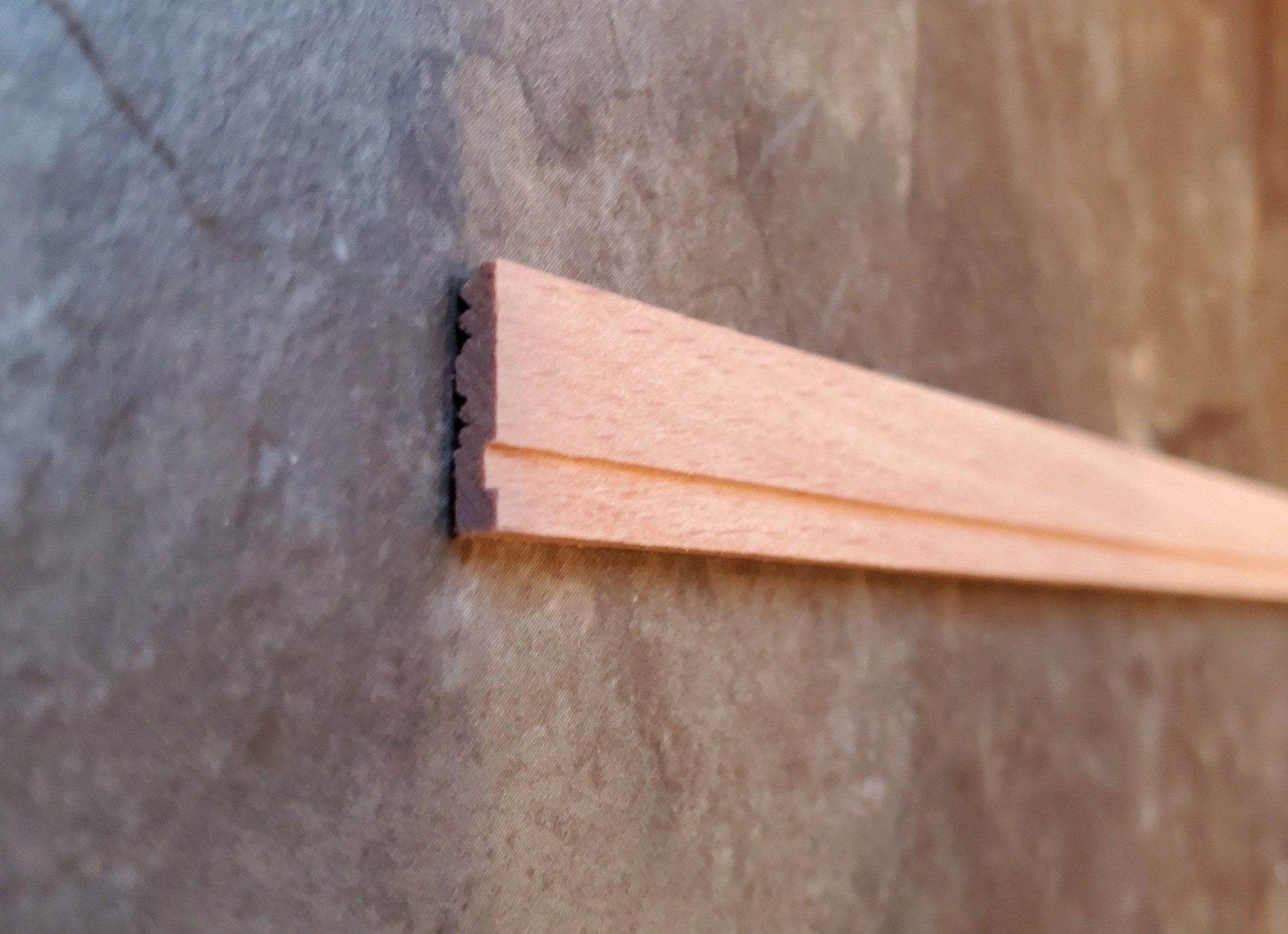 Dollhouse Miniatures Baseboard Trim or Molding with Wire Channel 1/2" wide x 18" 1:12 Scale - Miniature Crush