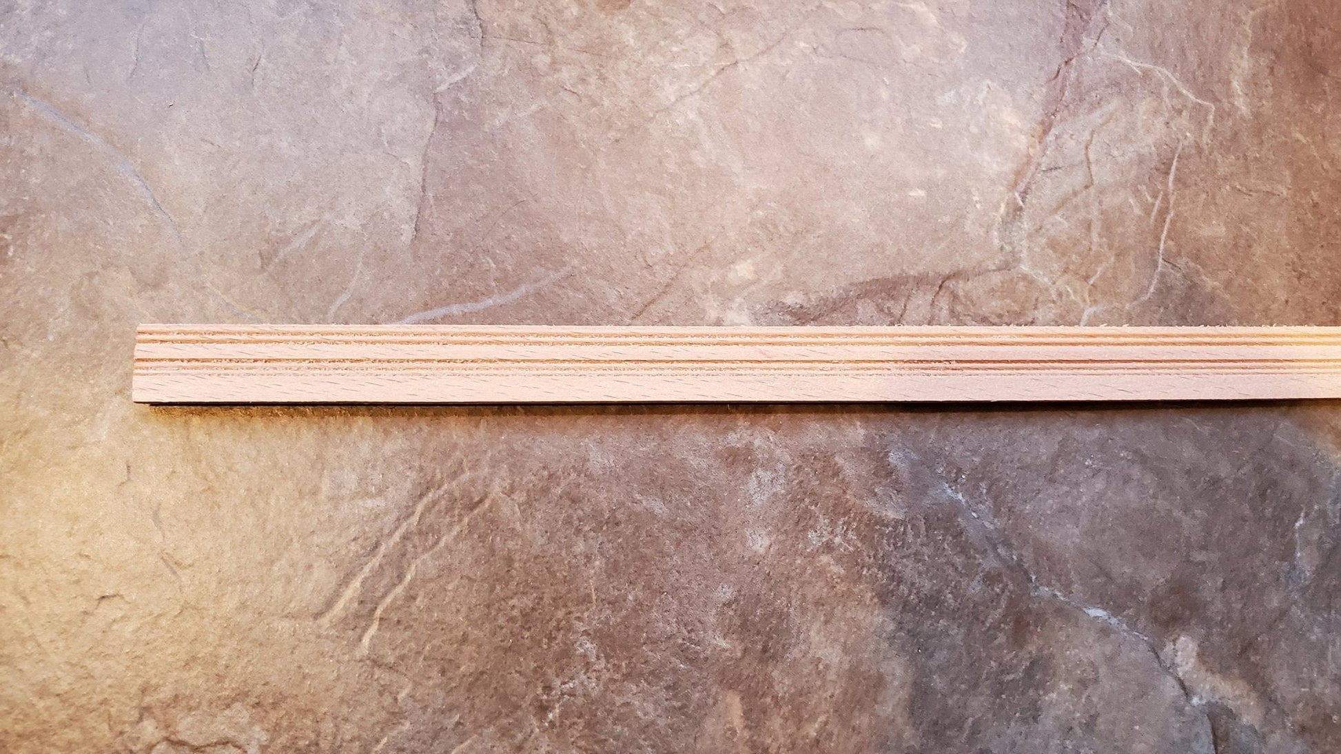 Dollhouse Miniatures Baseboard Trim or Molding with Wire Channel 1/2" wide x 18" 1:12 Scale - Miniature Crush