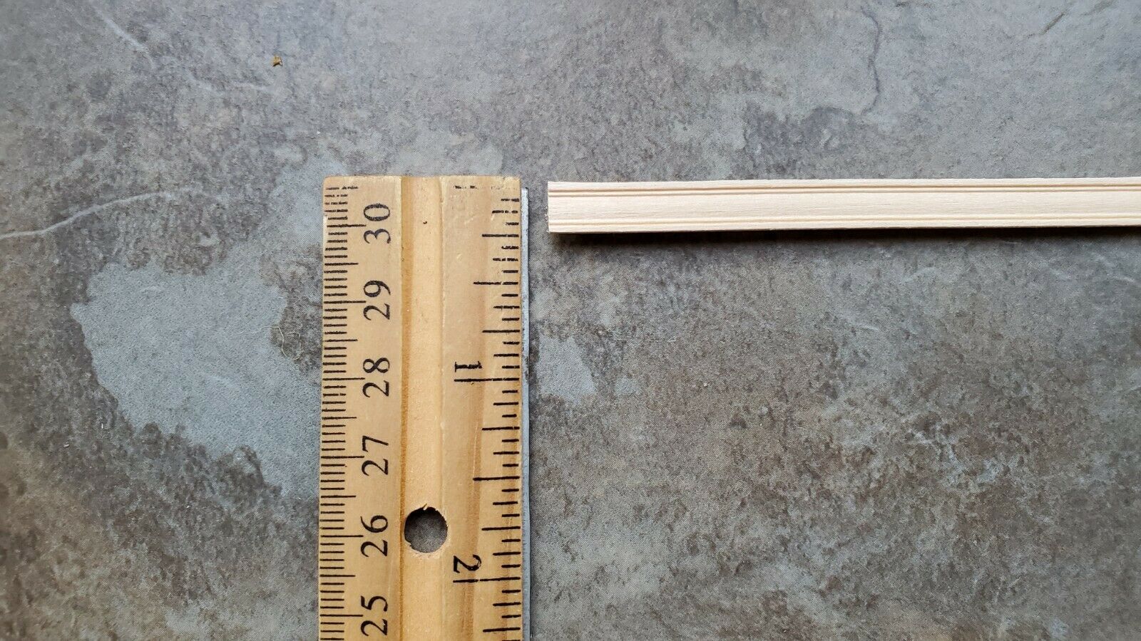 Dollhouse Miniatures Chair Rail or Trim Molding 1/4" wide x 18" long 1:12 Scale - Miniature Crush