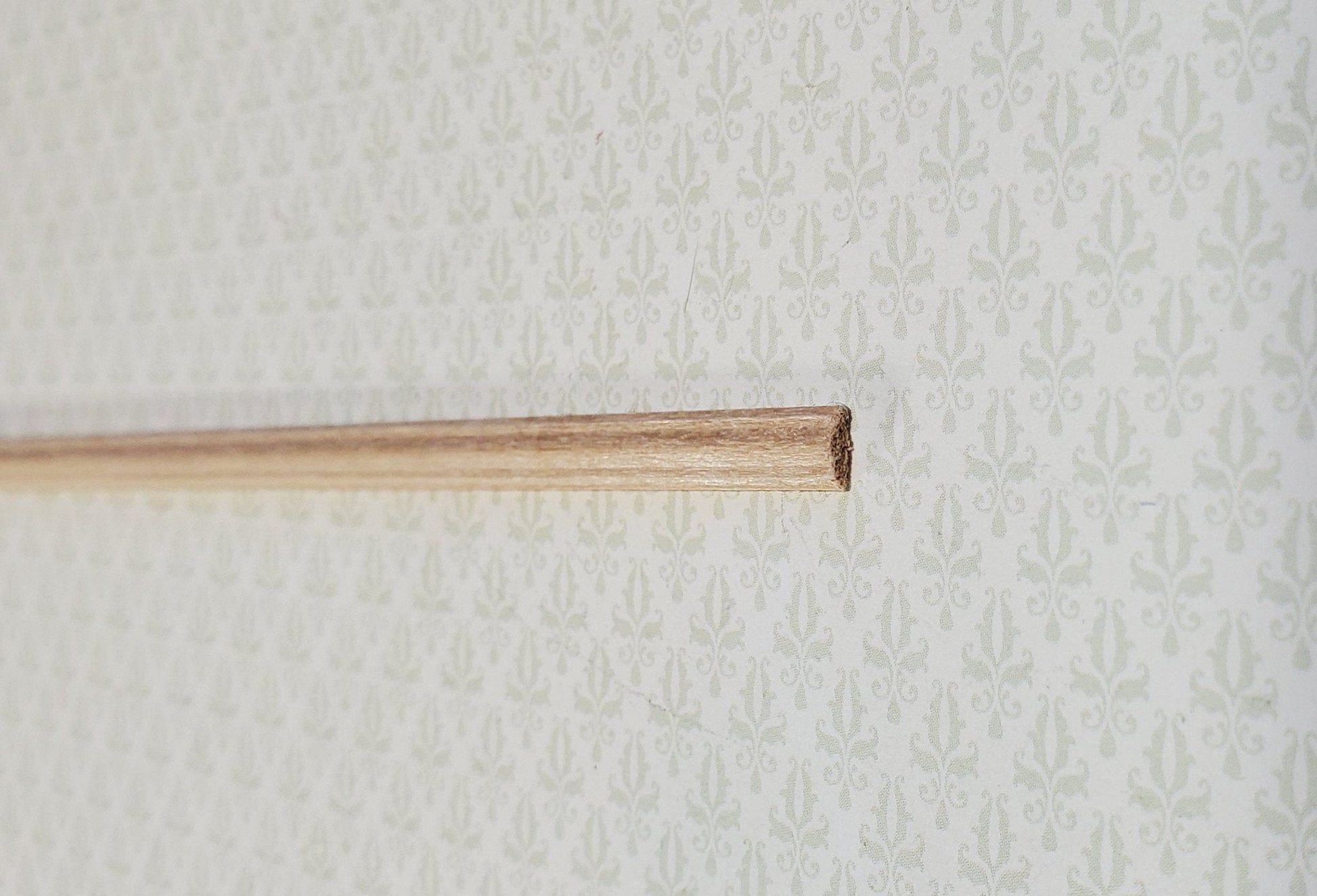 Dollhouse Miniatures Chair Rail or Trim Molding 3/16" wide x 14" long 1:12 Scale - Miniature Crush