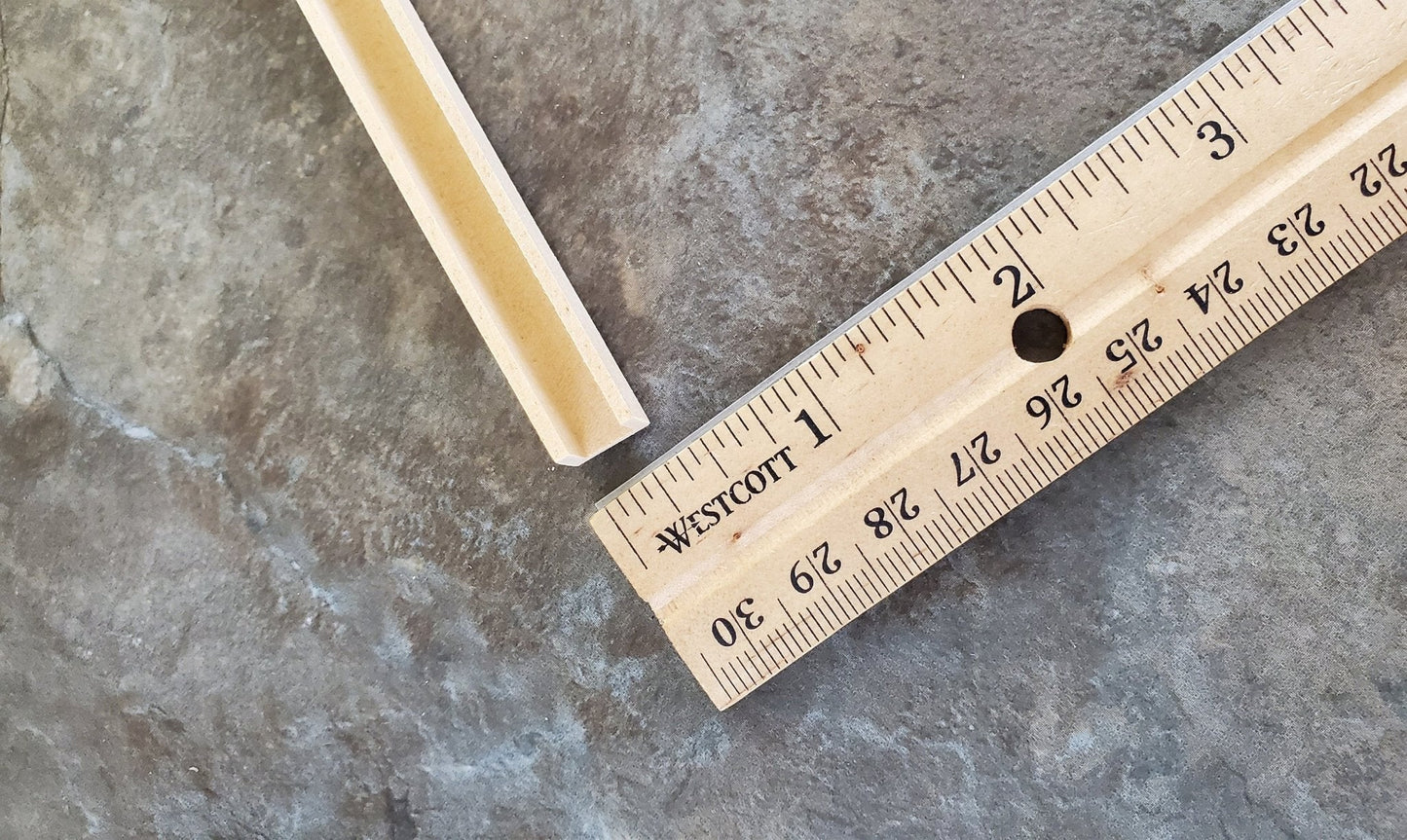 Dollhouse Miniatures Channel Molding Trim 3/8" x 3/8" x 18" long 1:12 Scale HW7067 - Miniature Crush