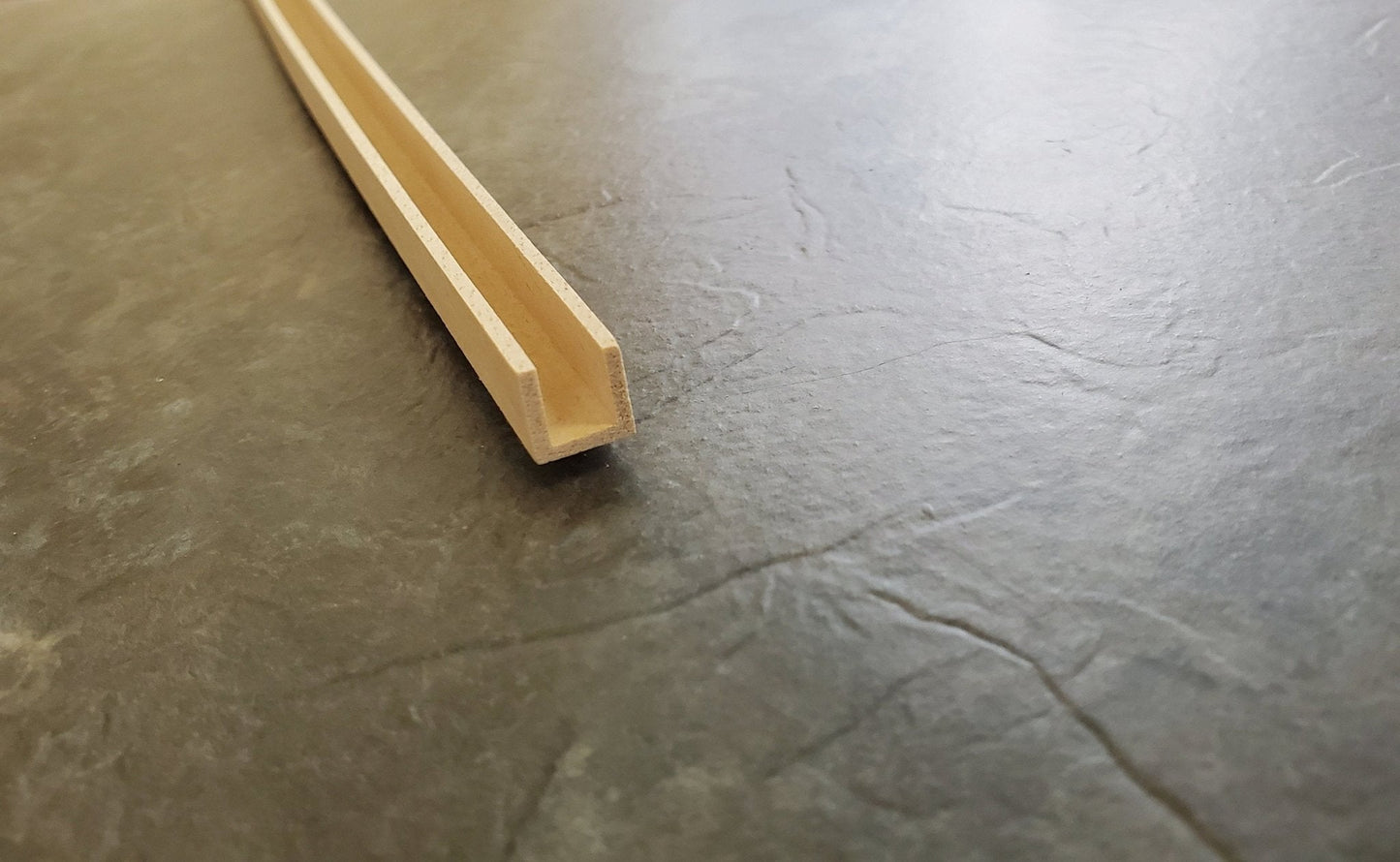 Dollhouse Miniatures Channel Molding Trim 3/8" x 3/8" x 18" long 1:12 Scale HW7067 - Miniature Crush