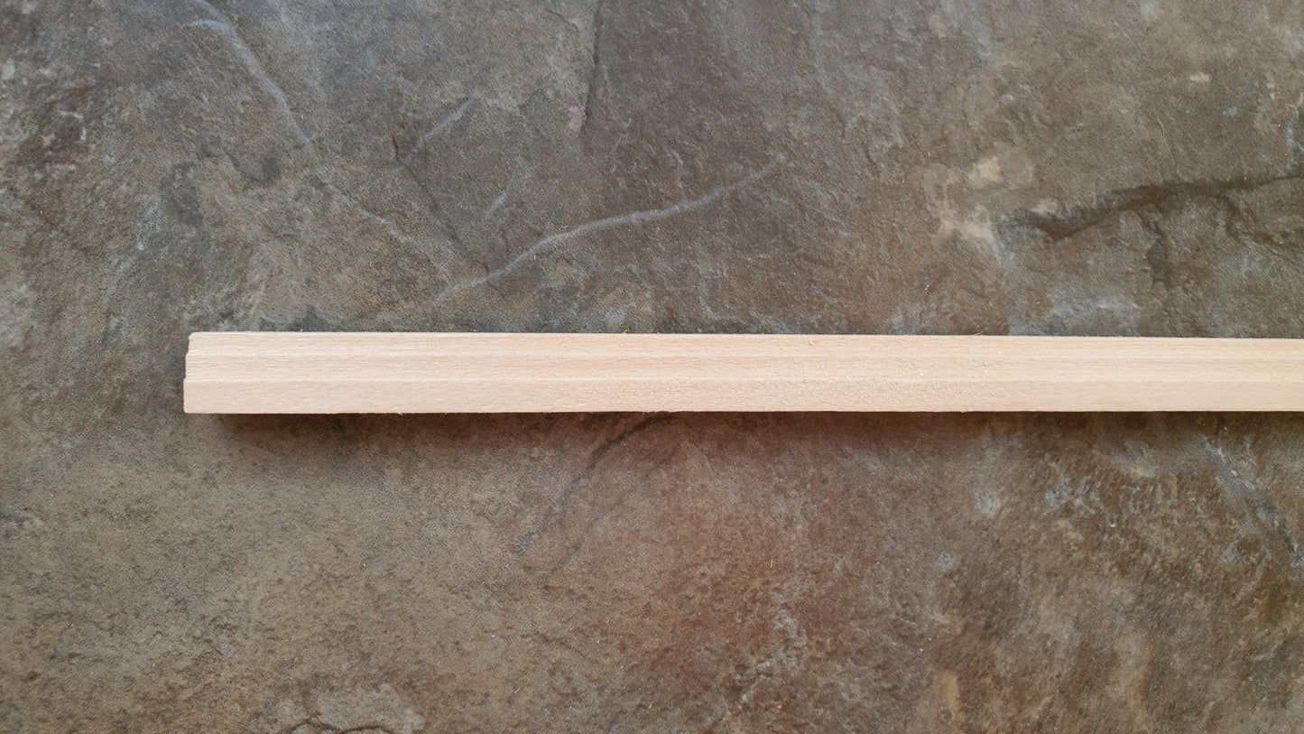Dollhouse Miniatures Crown Molding Trim Cornice 3/8" wide x 18" long 1:12 Scale - Miniature Crush