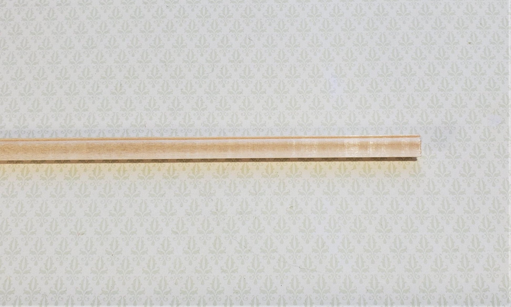 Dollhouse Miniatures Picture Frame or Trim Molding 1/4" wide x 18" long 1:12 Scale - Miniature Crush
