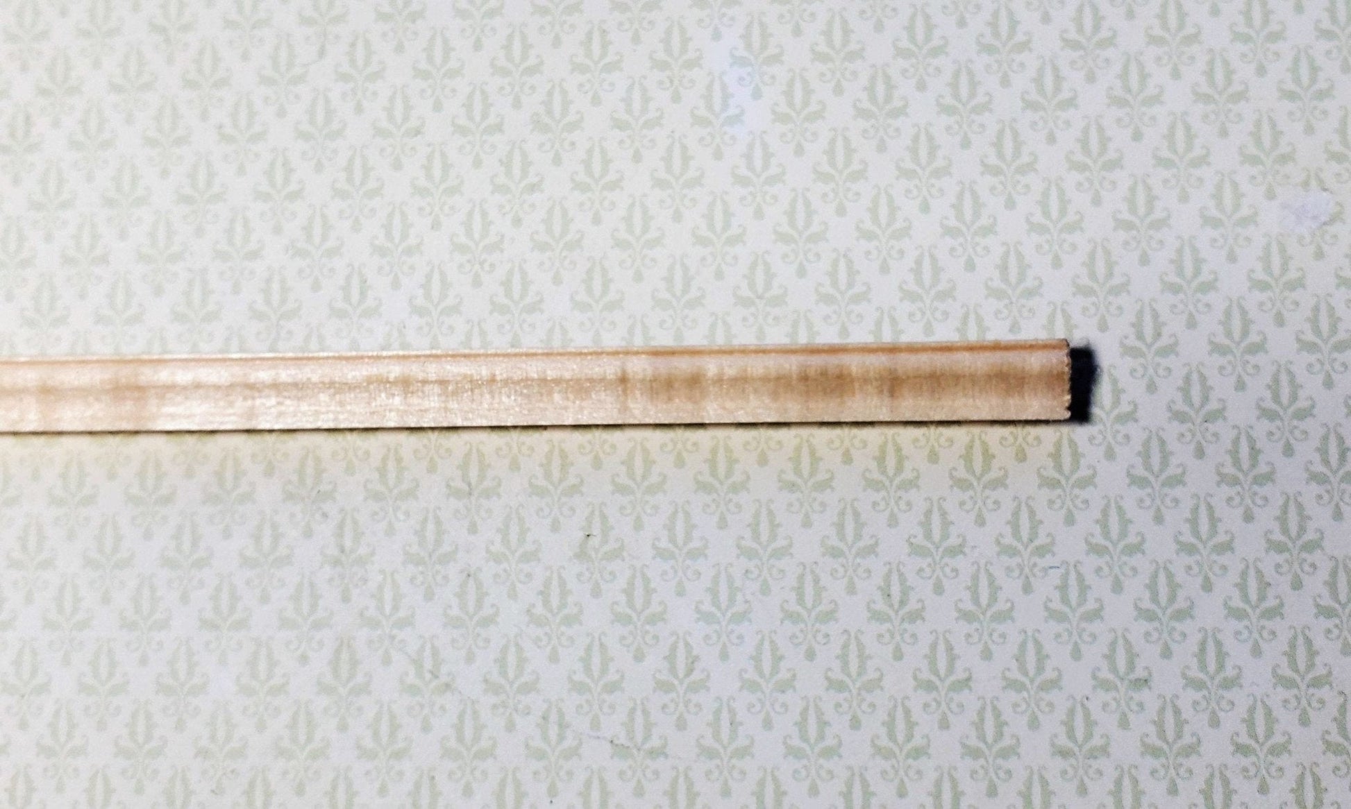 Dollhouse Miniatures Picture Frame or Trim Molding 1/4" wide x 18" long 1:12 Scale - Miniature Crush