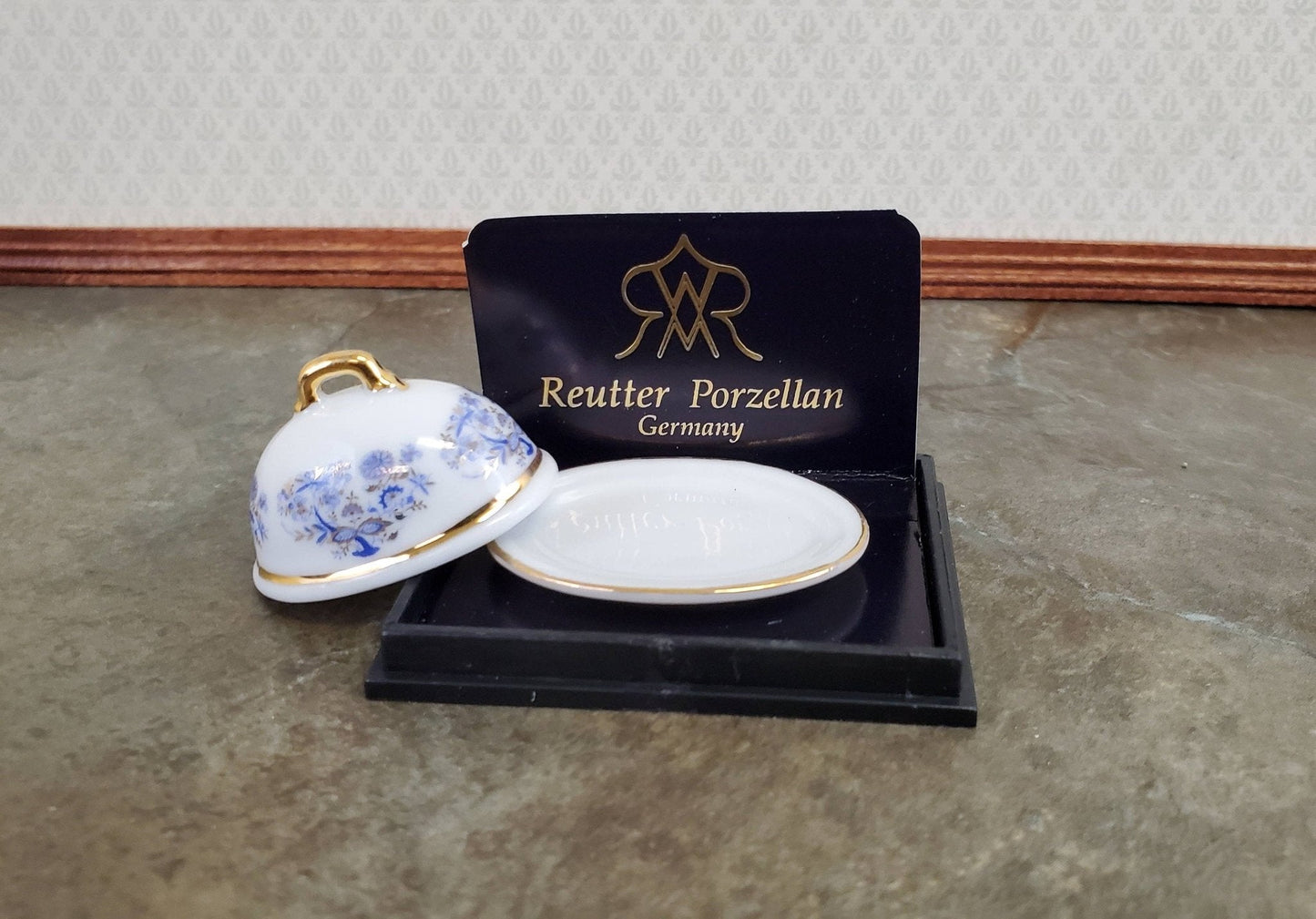 Dollhouse Miniatures Serving Platter with Lid Reutter Porcelain 1:12 Scale Blue White Dishes - Miniature Crush