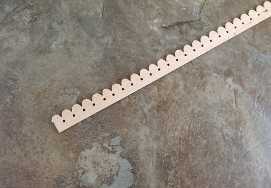 Dollhouse Miniatures Trim Victorian Gingerbread Style Molding 5/8" x 18" 1:12 Scale - Miniature Crush