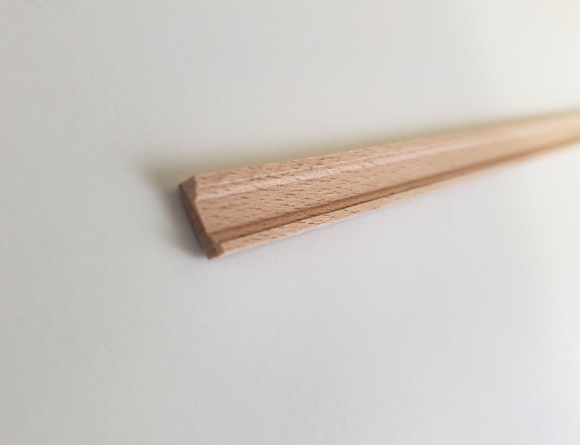 Dollhouse Miniatures Window or Door Casing Trim Molding 3/8" wide x 18" long 1:12 Scale CLA71381 - Miniature Crush