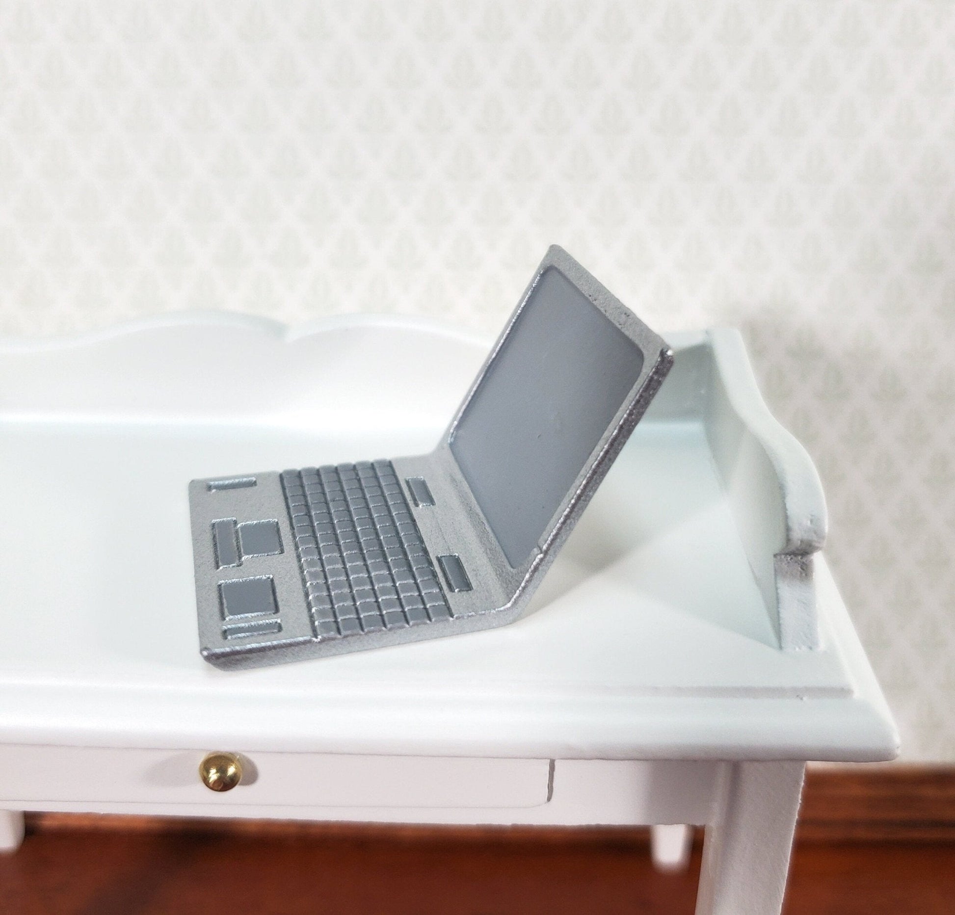 Dollhouse Modern Laptop Computer Metal 1:12 Scale Miniature - Miniature Crush