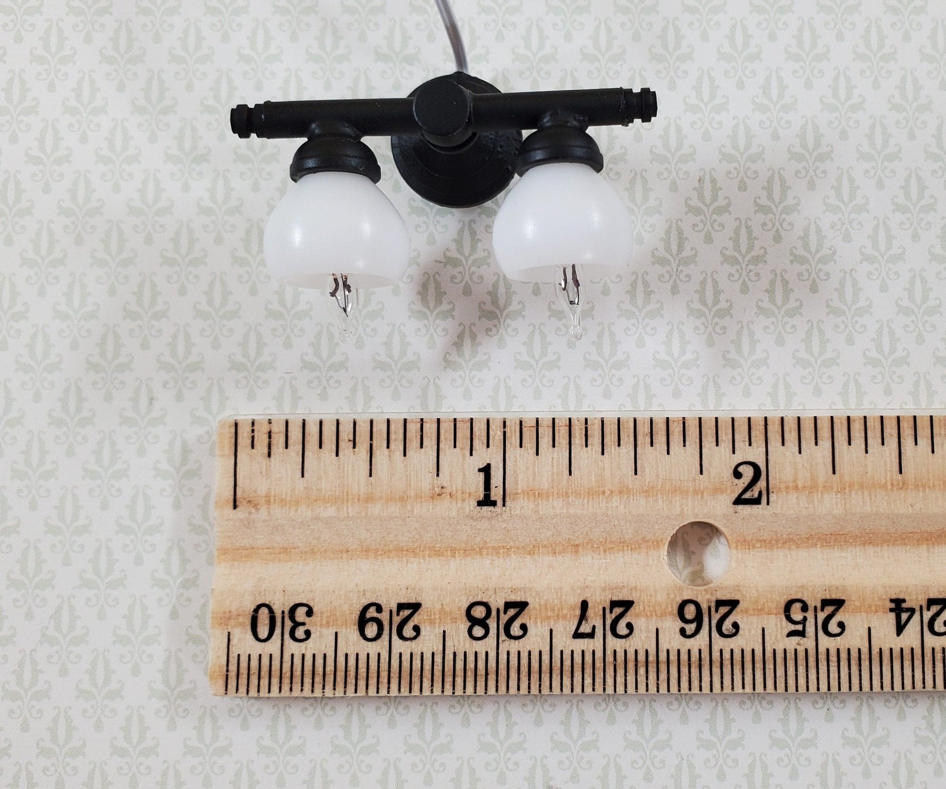 Dollhouse Modern Wall Light Bathroom Kitchen 1:12 Scale Miniature w/Plug - Miniature Crush