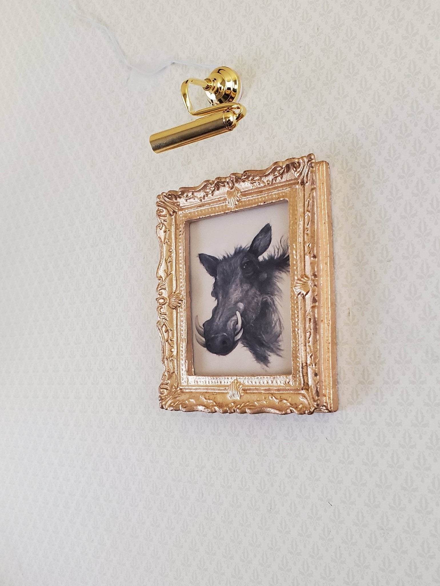 Dollhouse Picture Light Gold Brass 12 Volt with Plug 1:12 Scale Miniature Lamp - Miniature Crush