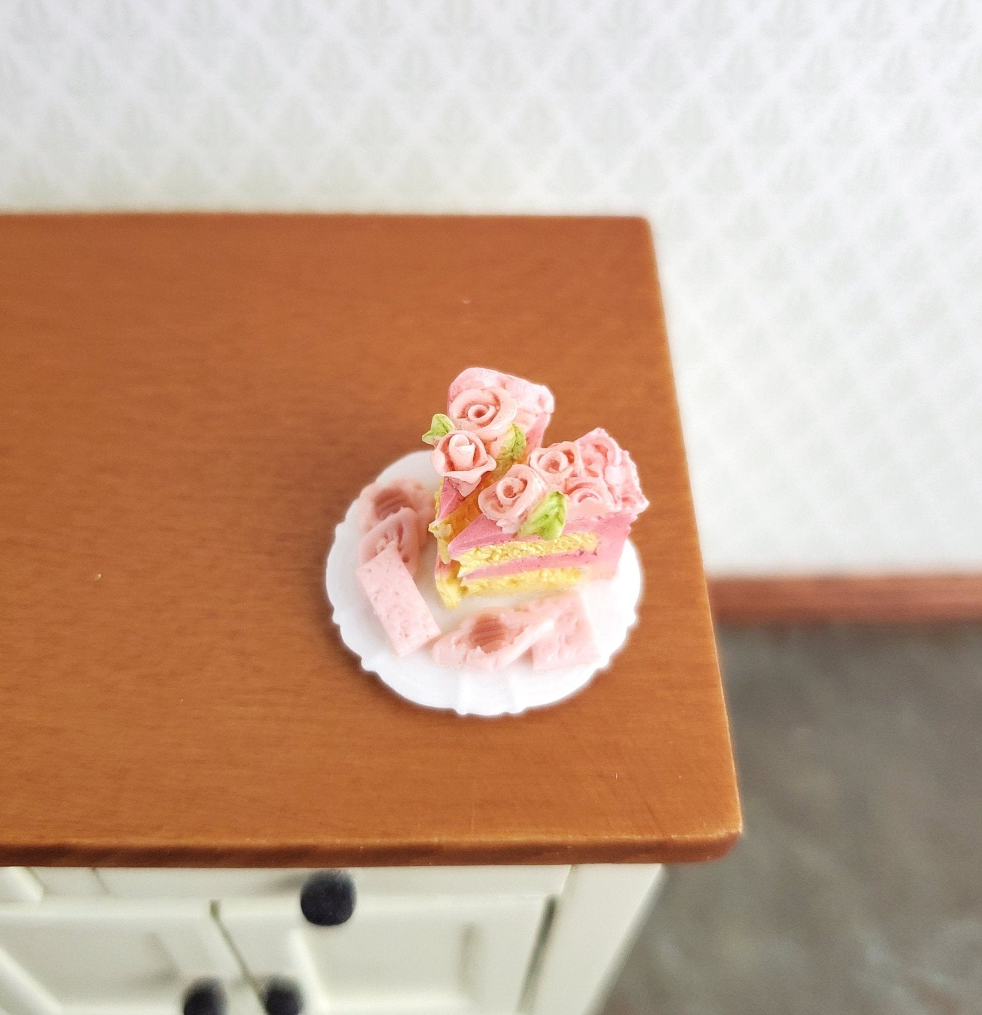 Dollhouse Pink Cake 2 Slices with Cookies on a Plate 1:12 Scale Dessert Food by Falcon - Miniature Crush