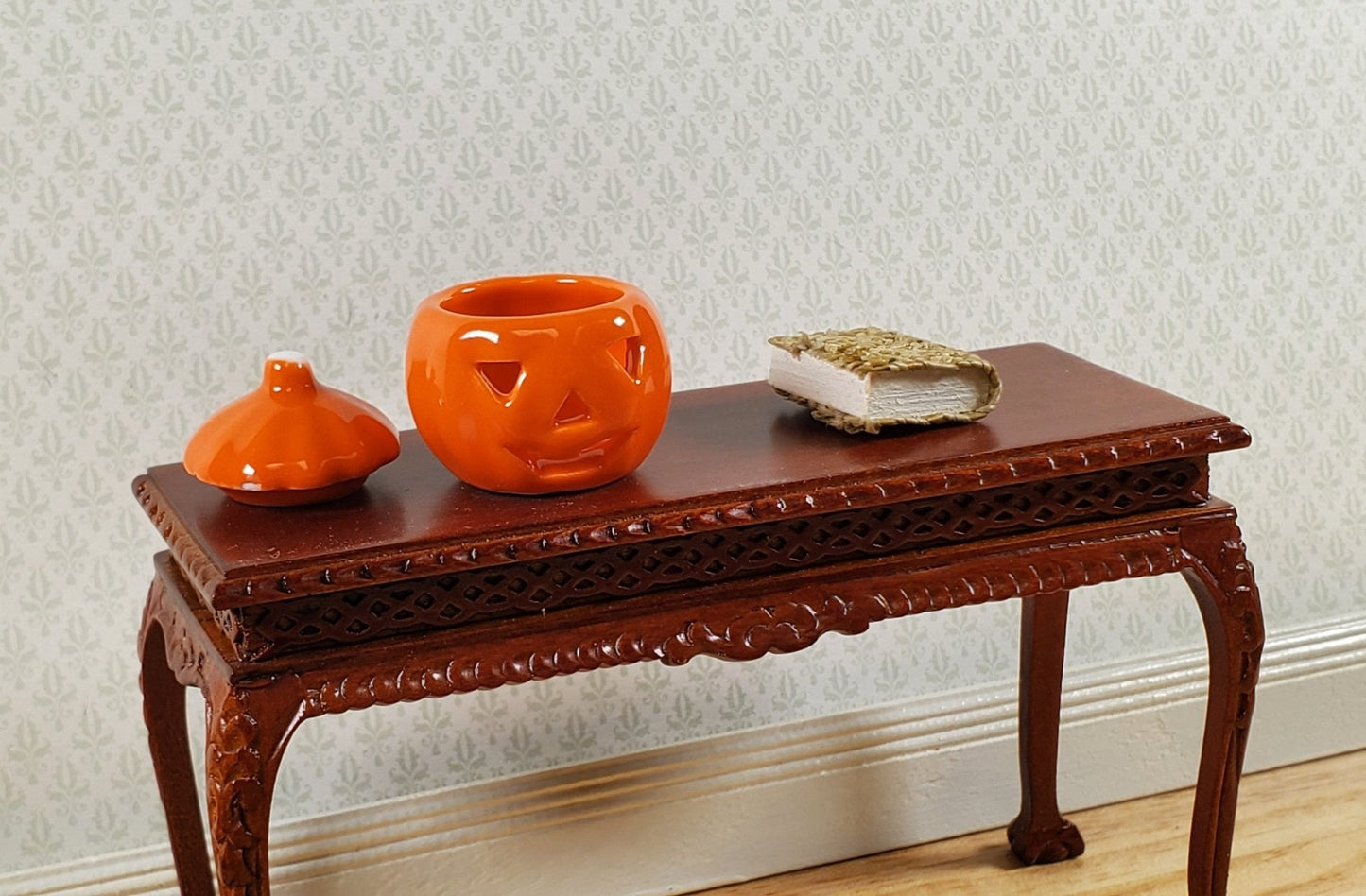 Dollhouse Pumpkin Jar for Halloween Decor Ceramic 1:12 Scale Miniature - Miniature Crush