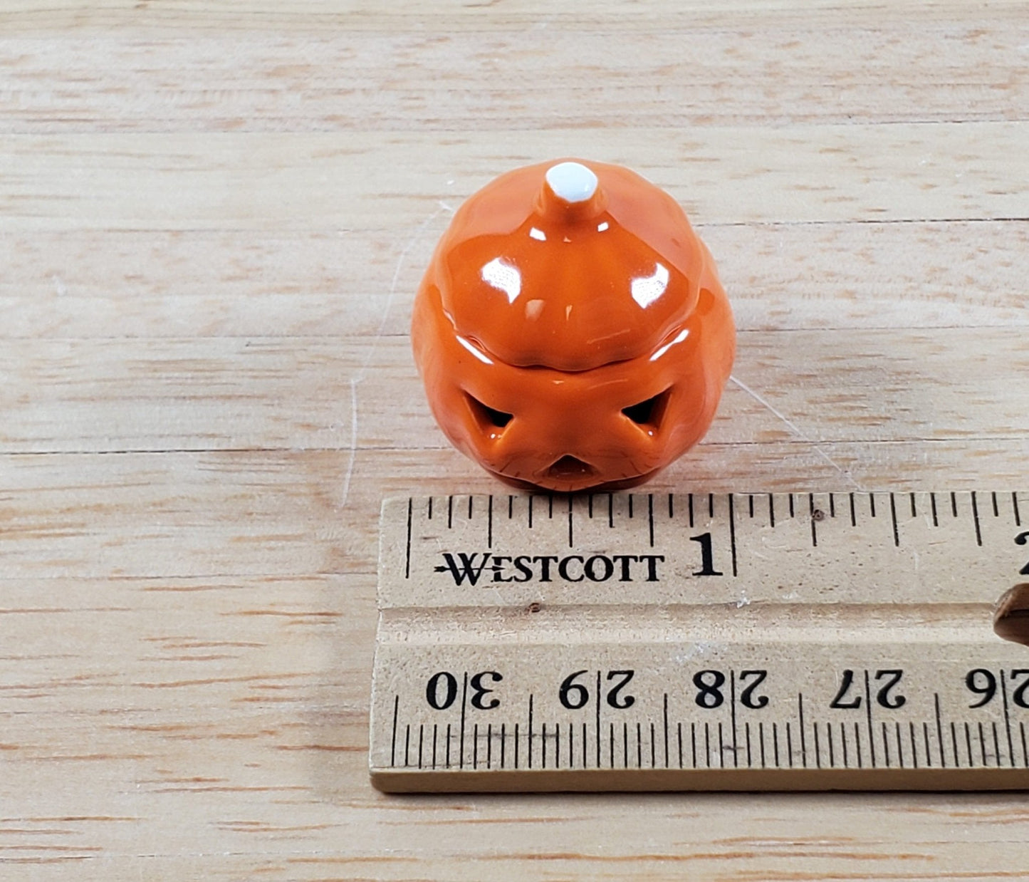 Dollhouse Pumpkin Jar for Halloween Decor Ceramic 1:12 Scale Miniature - Miniature Crush