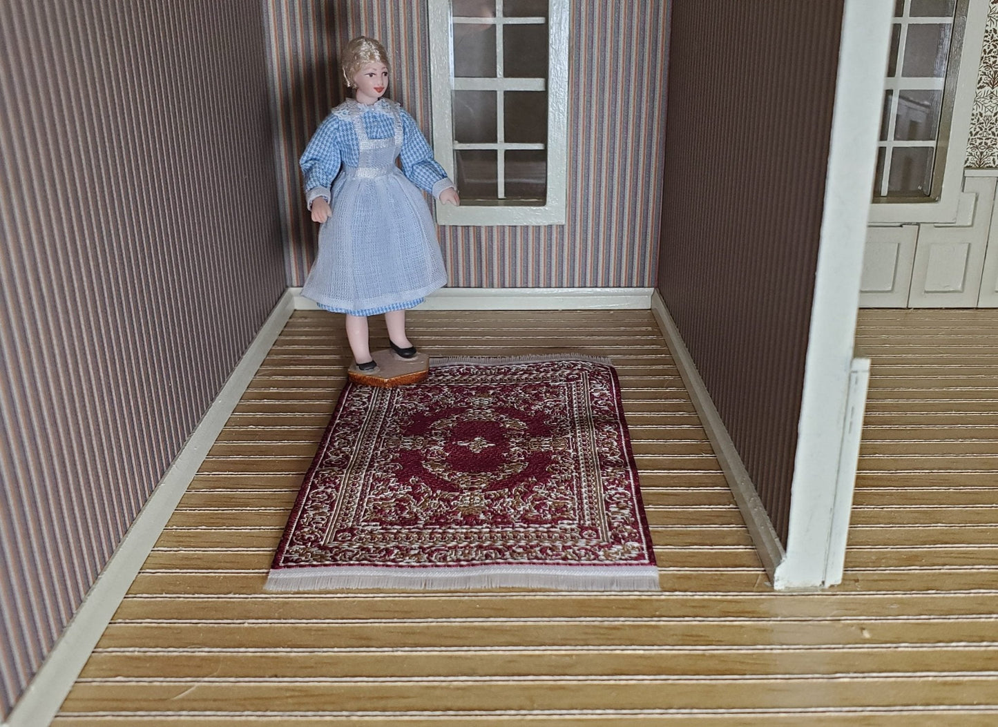 Dollhouse Rug Small HALF SCALE Fabric Dark Red Gold 4" x 2 1/2" 1:24 Miniature - Miniature Crush