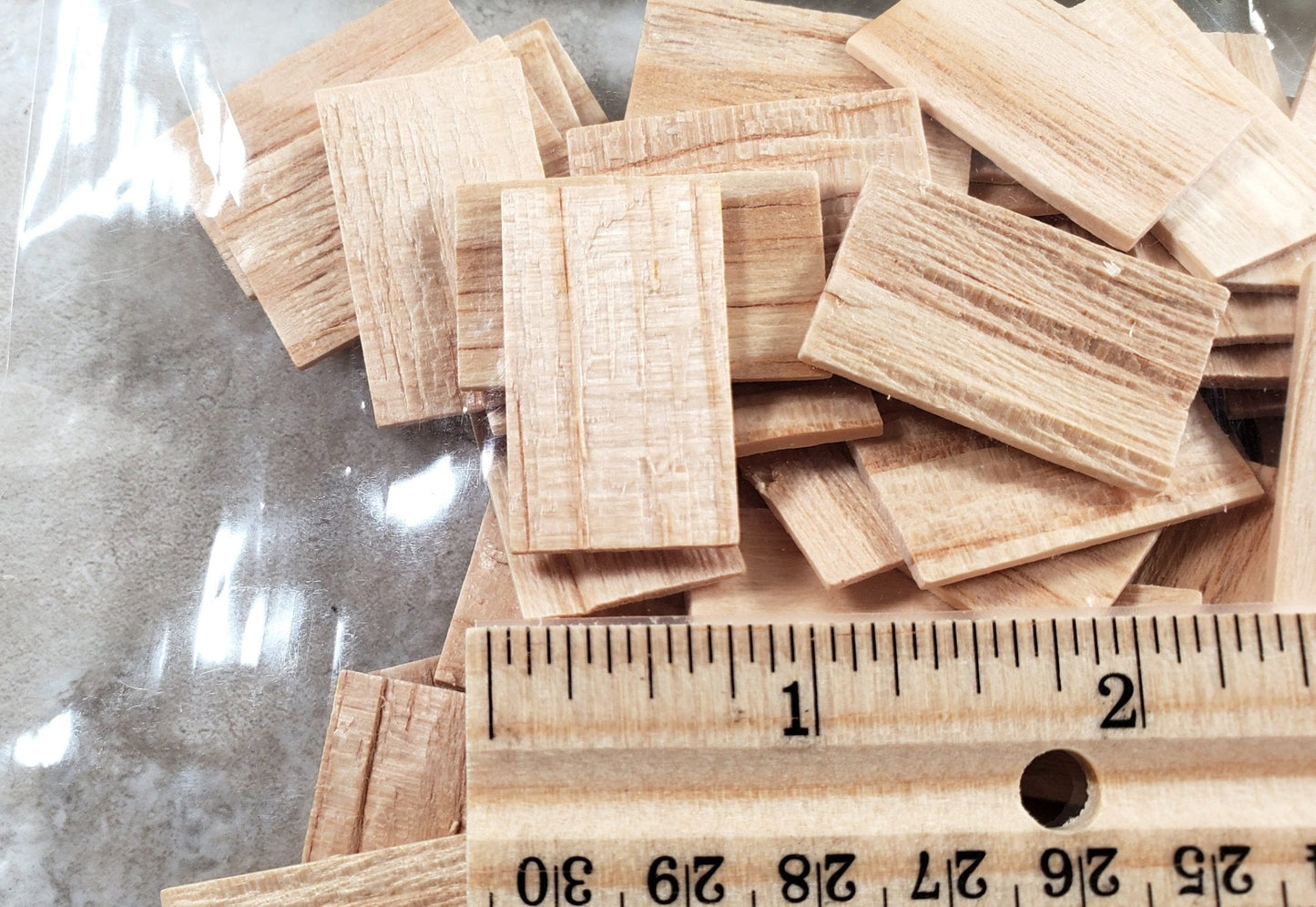 Dollhouse Shingles Square End 100 Pieces Light Wood 1:12 Scale Houseworks #7004 - Miniature Crush
