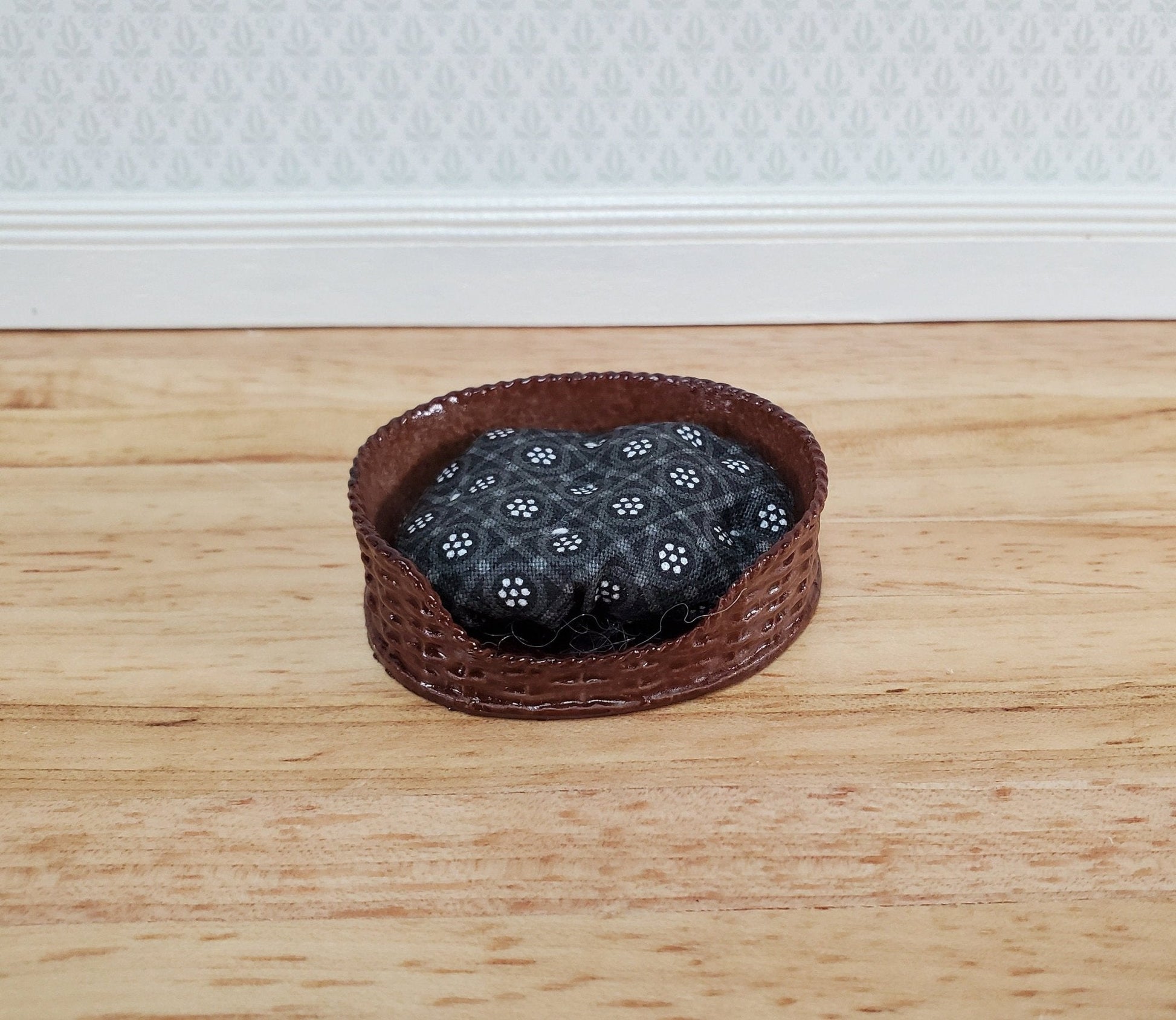 Dollhouse Small Pet Bed Cat or Small Dog with Mattress 1:12 Scale Miniature - Miniature Crush