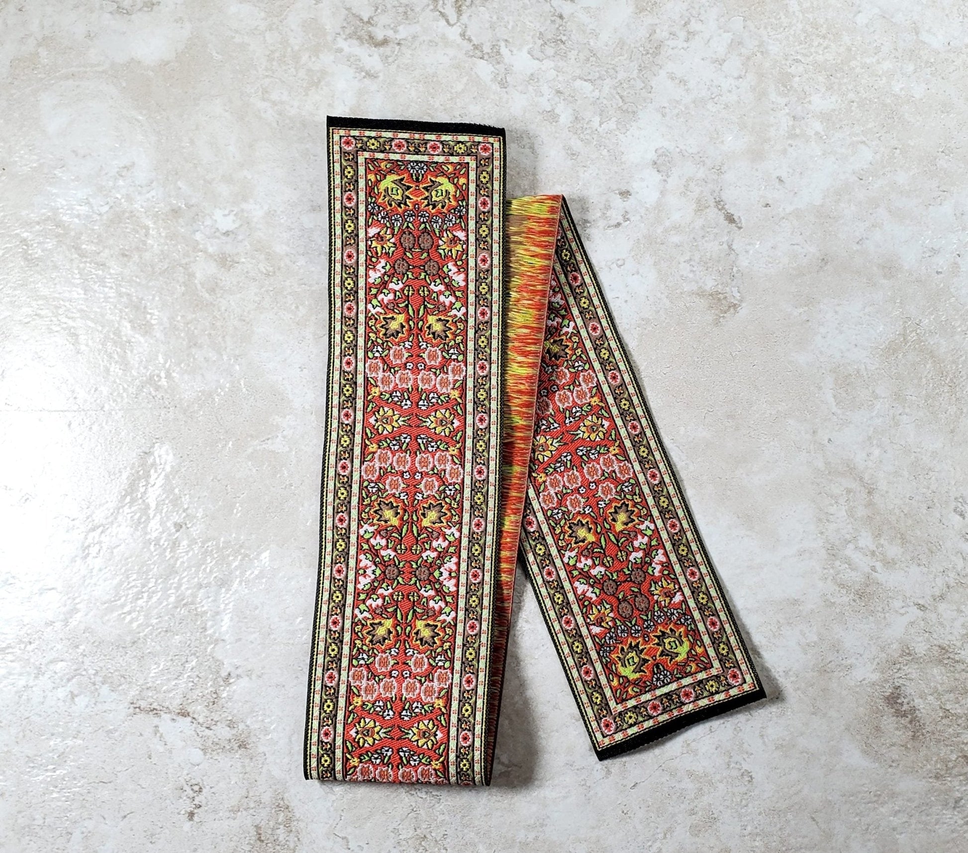 Dollhouse Stair Runner Long Carpet 19.75" x 2" Red & Green 1:12 Scale Miniature - Miniature Crush