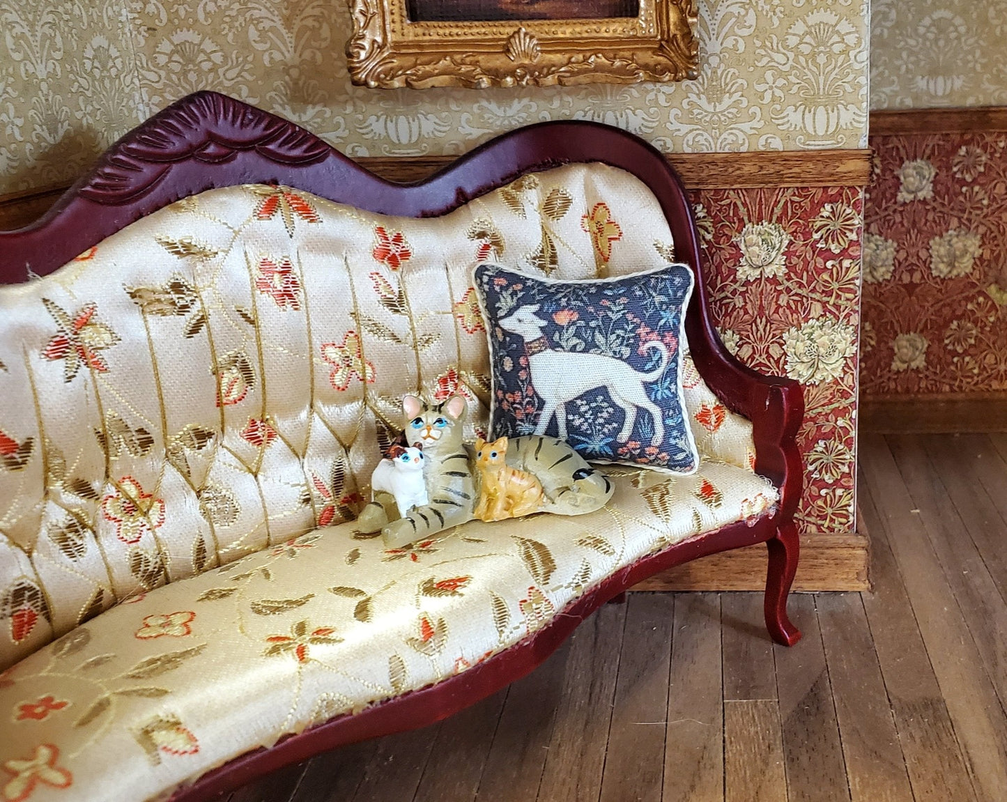 Dollhouse Tabby Cat with Kittens Momma with Babies 1:12 Scale Miniature Pet - Miniature Crush
