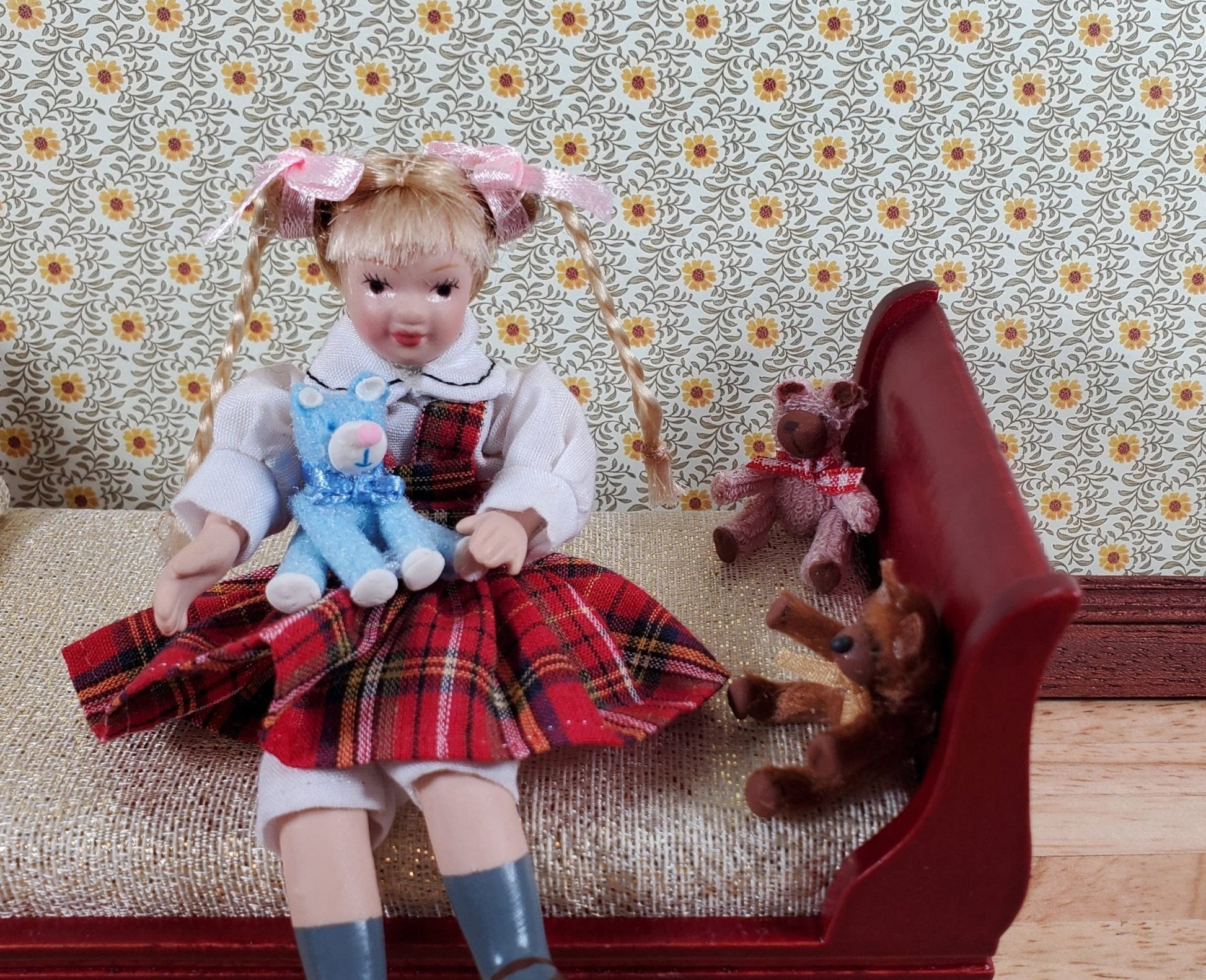 Dollhouse Teddy Bears Sitting x3 Stuffed Animals Toys 1:12 Scale Miniatures - Miniature Crush