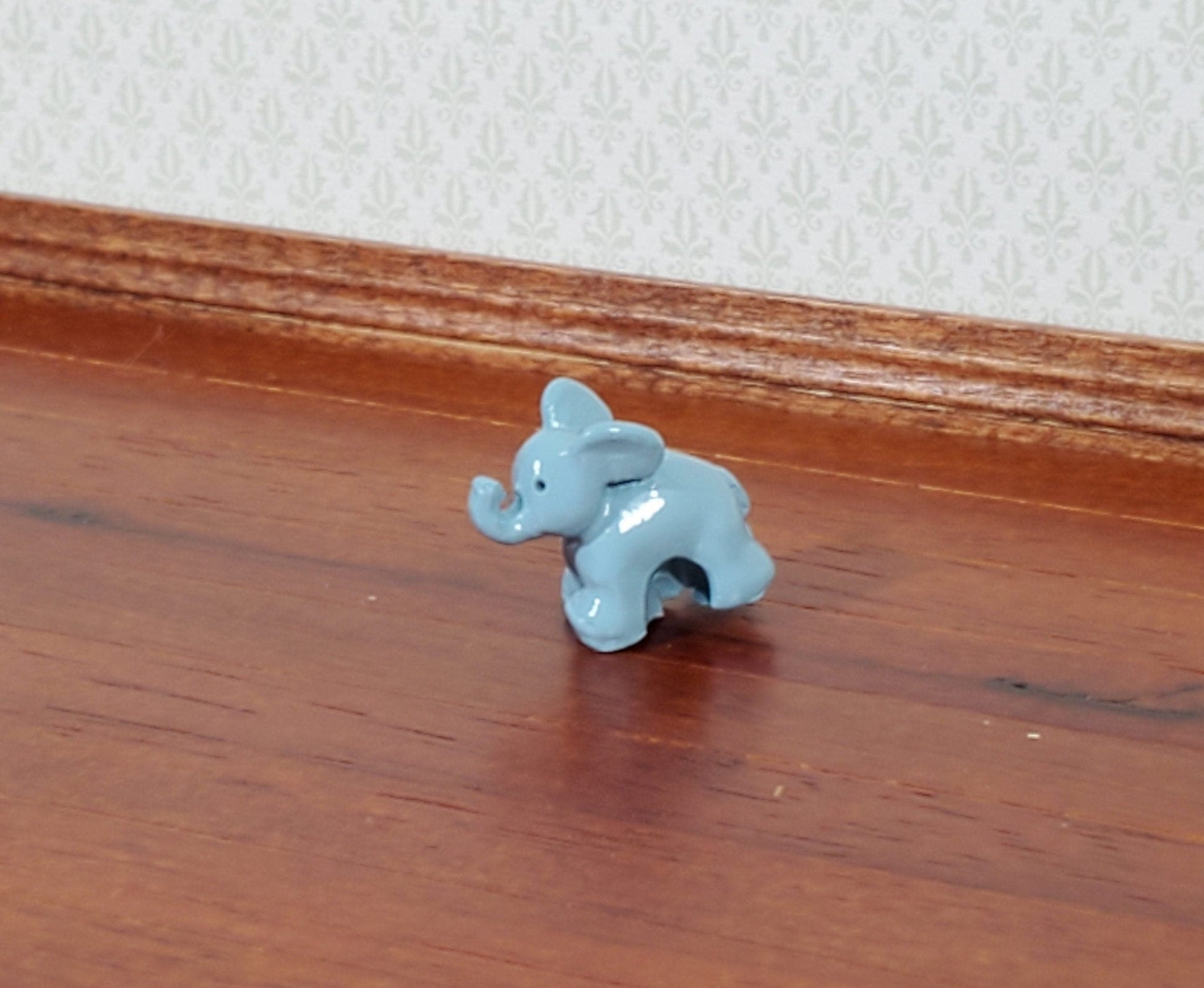 Dollhouse Toy Elephant for your Miniature Nursery Gray Resin - Miniature Crush