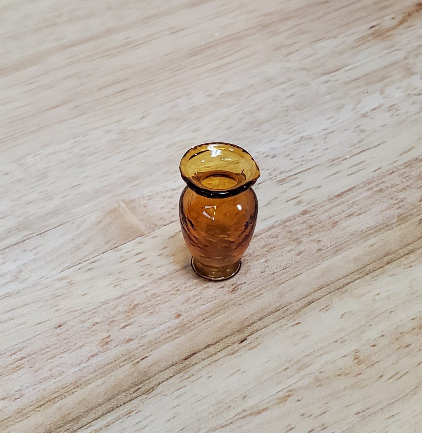 Dollhouse Vase Amber Glass Textured 1:12 Scale Miniature Hand Blown Philip Grenyer - Miniature Crush
