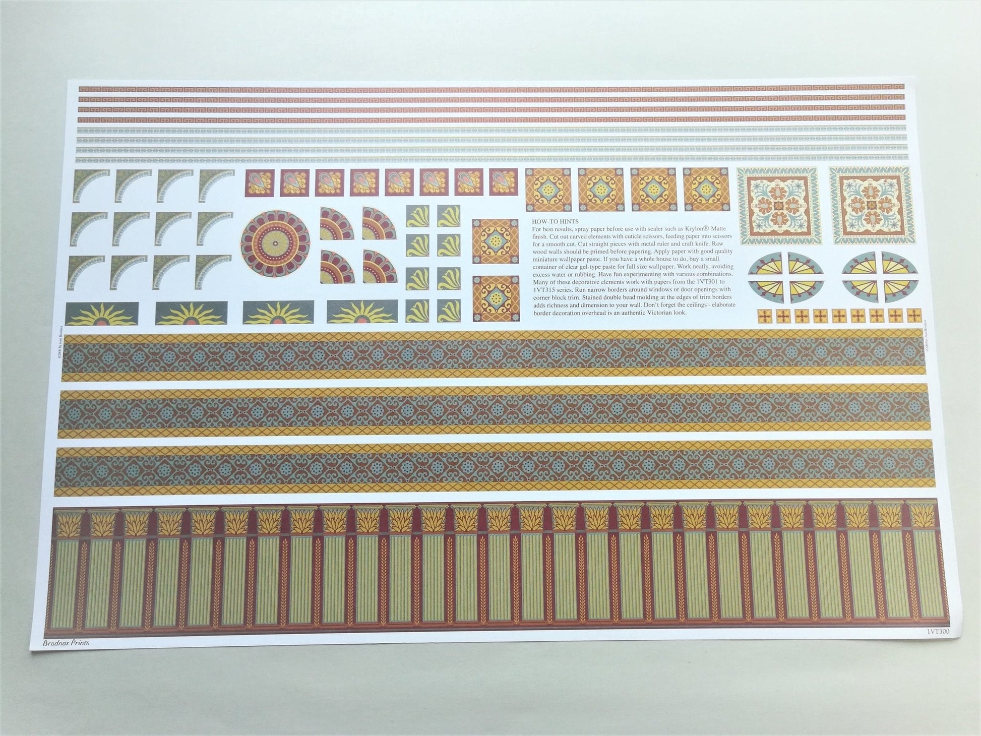 Dollhouse Wallpaper Miniature Brodnax Victorian Borders & Decoration 1:12 Scale - Miniature Crush