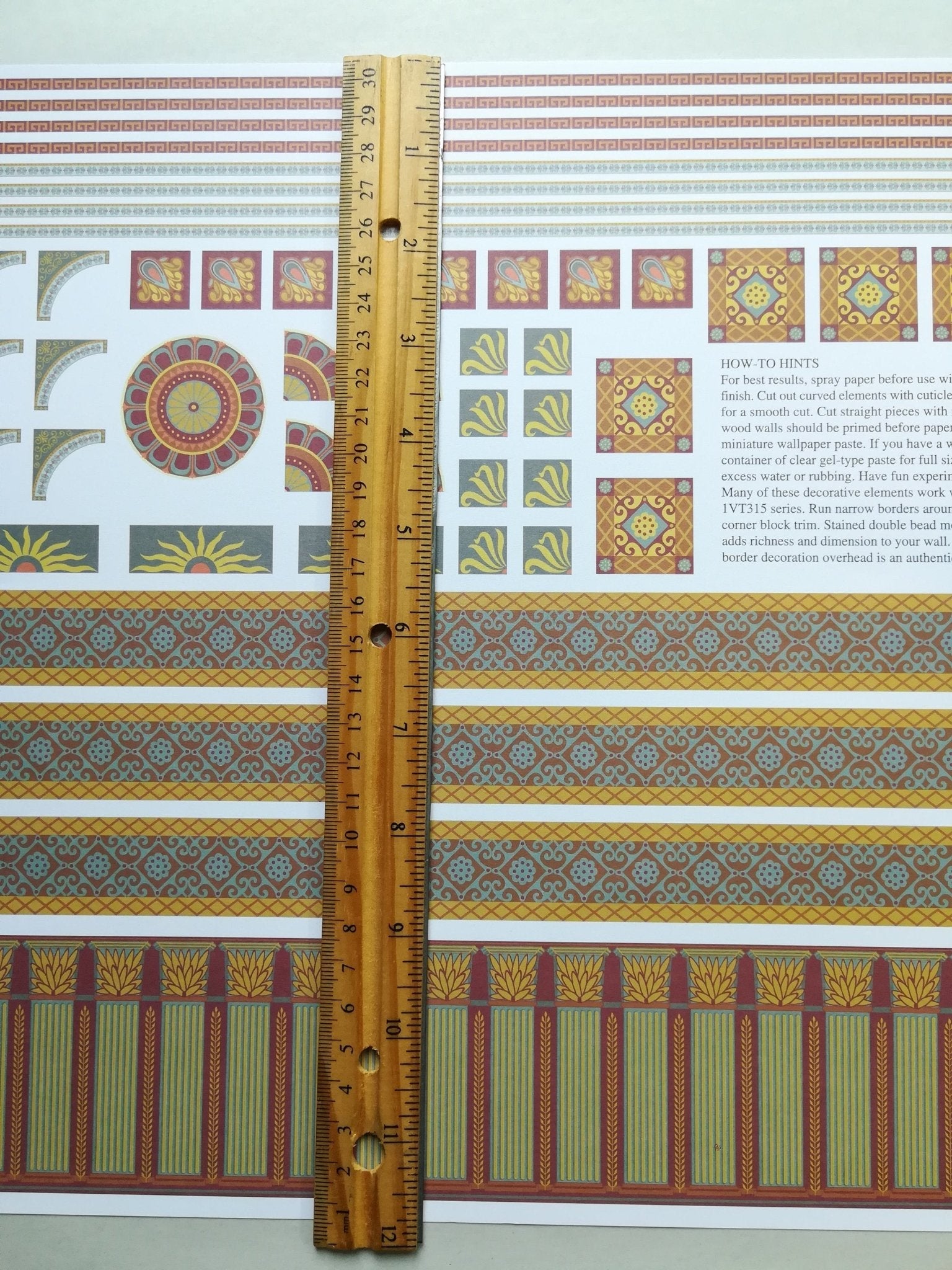 Dollhouse Wallpaper Miniature Brodnax Victorian Borders & Decoration 1:12 Scale - Miniature Crush