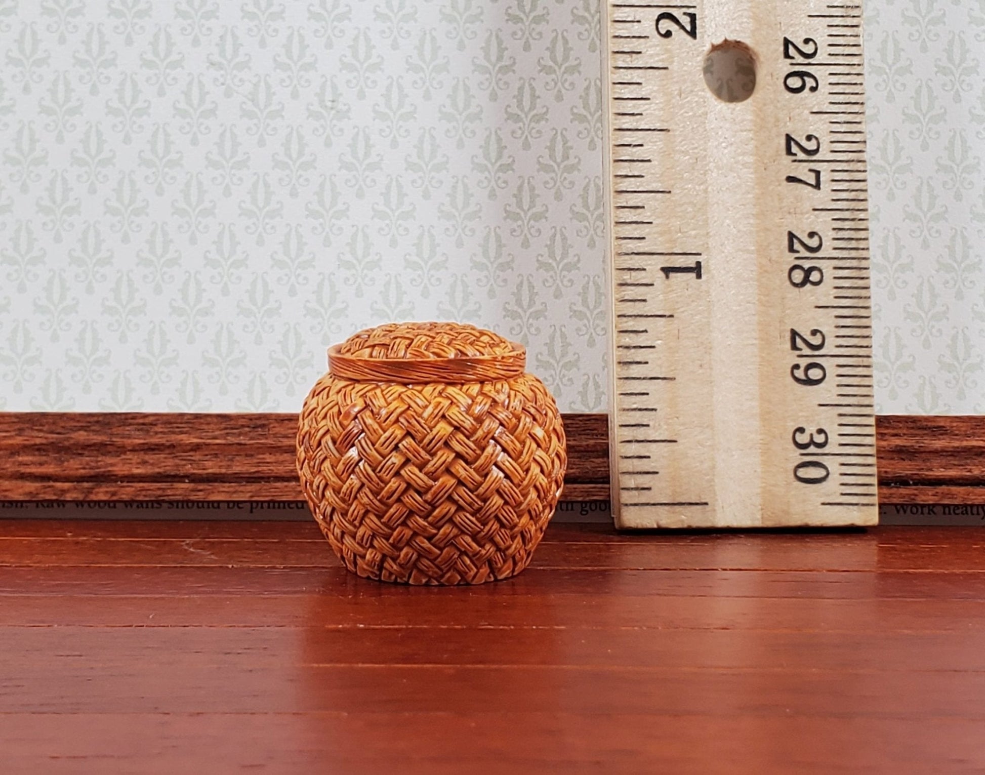 Dollhouse Wicker Style Basket Round 1:12 Scale Miniature Do Not Open - Miniature Crush