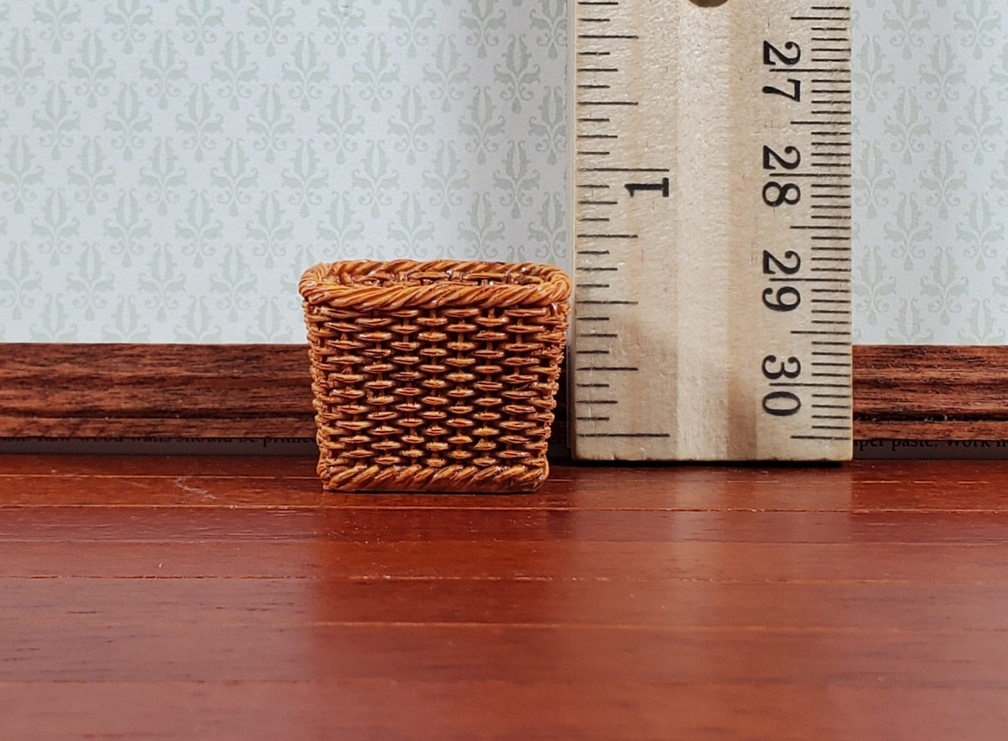 Dollhouse Wicker Style Basket Square 1:12 Scale Miniature Decor Accessories - Miniature Crush