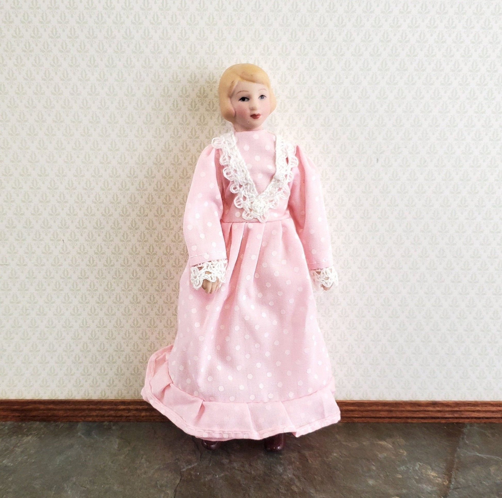 Dollhouse Woman Doll Porcelain Poseable Mom Mother Female Pink Dress 1:12 Scale Miniature - Miniature Crush
