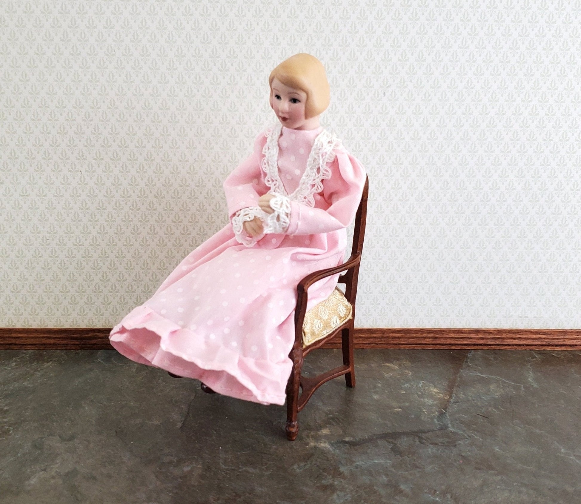 Dollhouse Woman Doll Porcelain Poseable Mom Mother Female Pink Dress 1:12 Scale Miniature - Miniature Crush