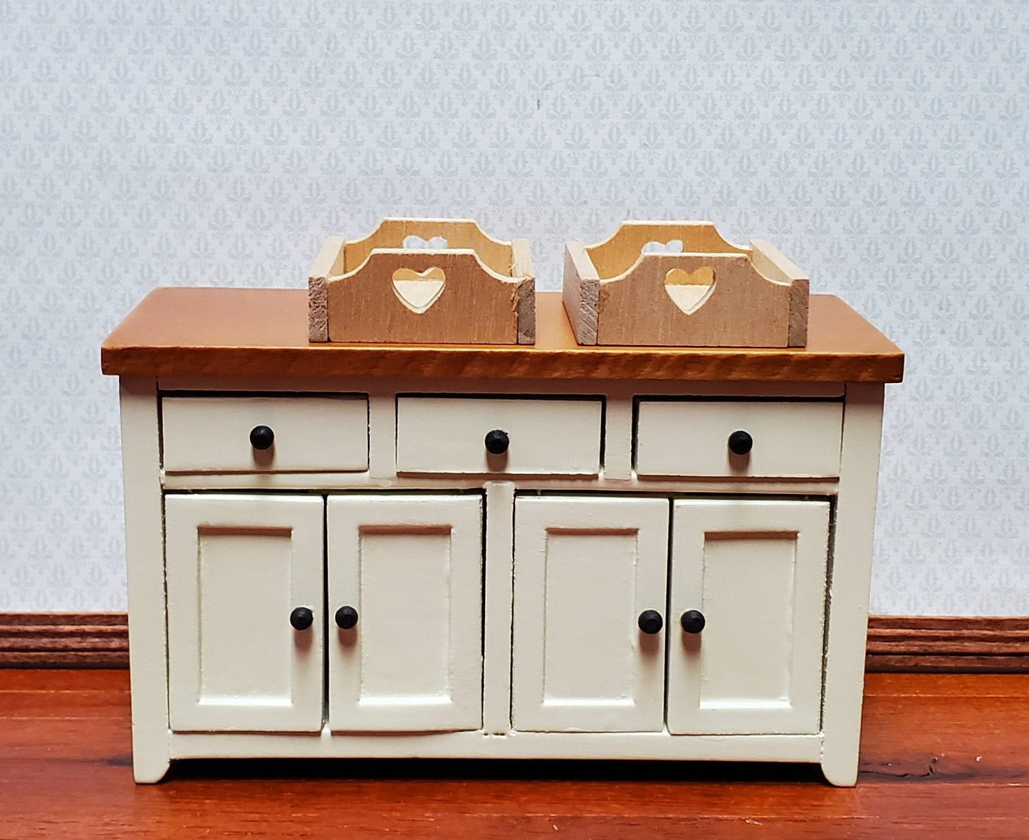 Dollhouse Wood Crates for Fruits or Vegetables with Heart Design 1:12 Scale Unpainted - Miniature Crush