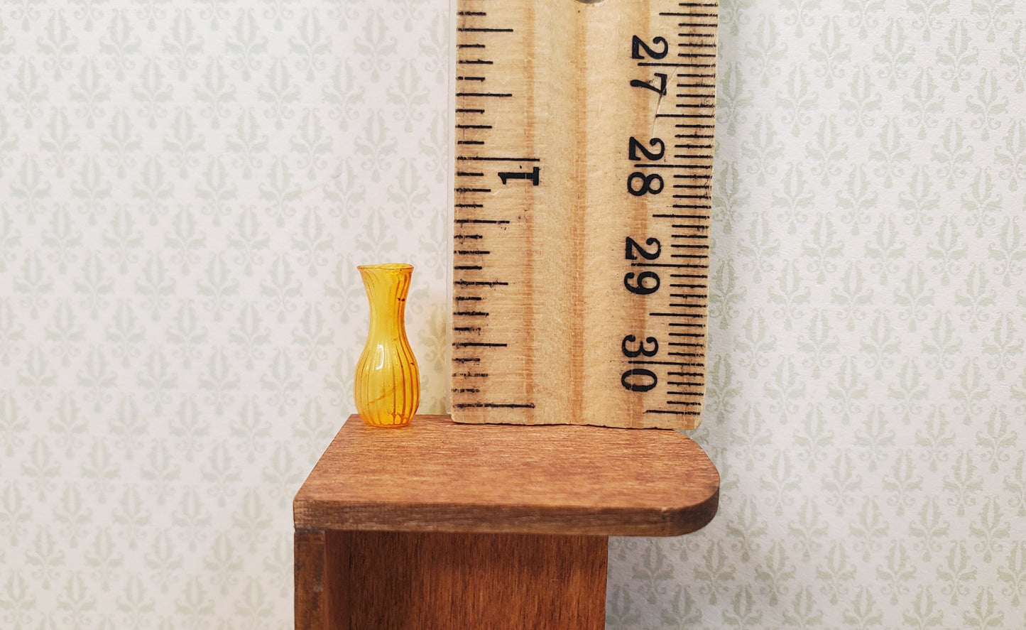 Dollhouse Ridged Amber Glass Bud Vase 1:12 Scale Miniature Flowers Decor