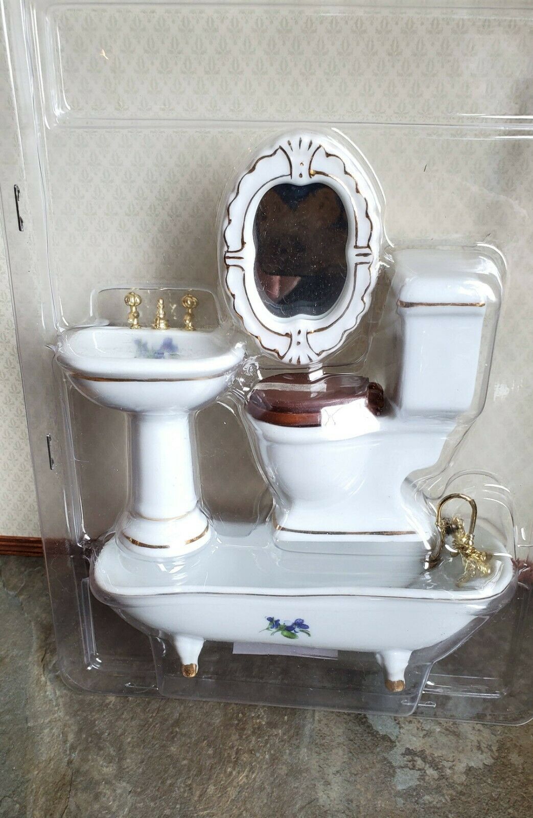 Dollhouse Miniature Bathroom Set Tub Toilet Sink White Purple Flower 1:12 Scale