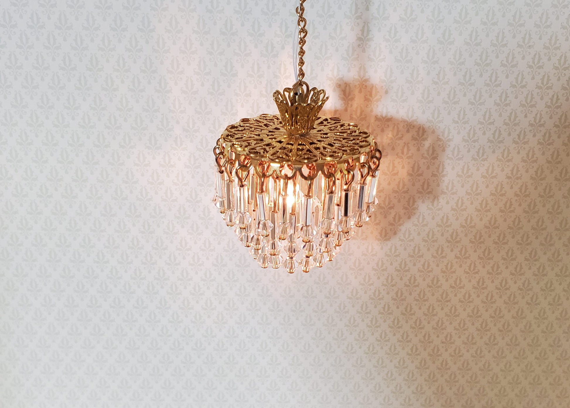 Dollhouse Art Deco Waterfall Crystal Ceiling Light Real Glass 12 Volt 1:12 Scale