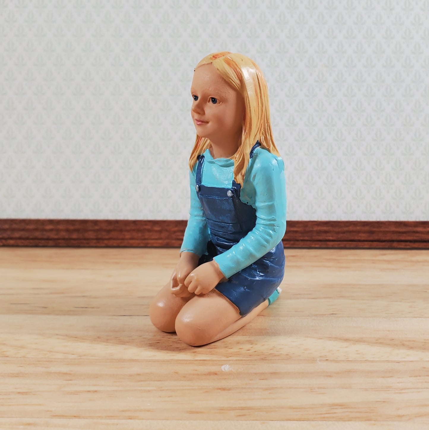 Modern Dollhouse Doll Young Girl Daughter Sitting on Knees 1:12 Scale "Jessie"