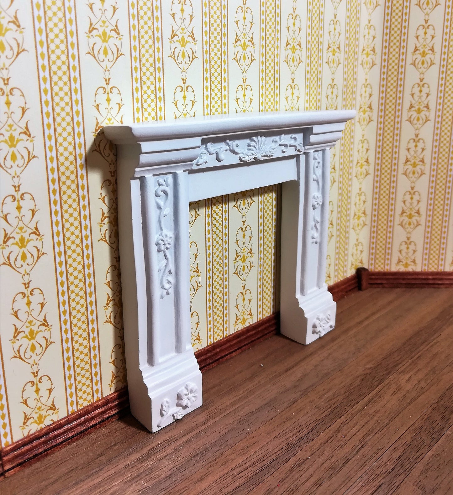 Dollhouse Miniature Fireplace Surround Victorian with Flowers White Resin 1:12 Scale
