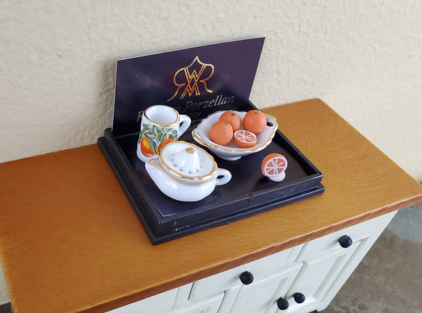 Dollhouse Orange Juice Juicing Set Reutter Porcelain Dishes 1:12 Scale Miniature