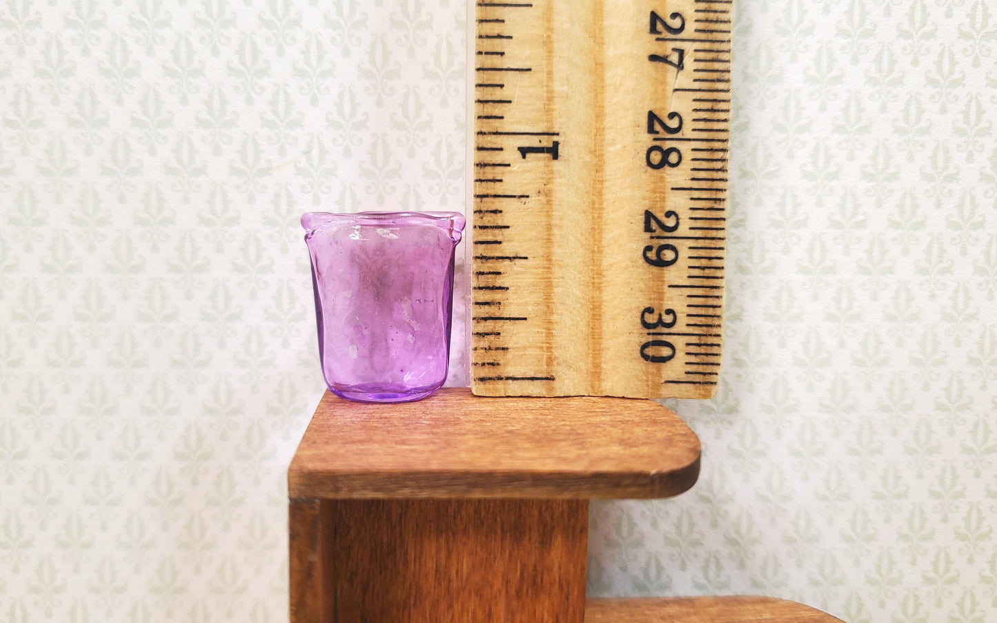 Dollhouse Crimped Narrow Vase Purple Glass 1:12 Scale Miniature Decor Flowers