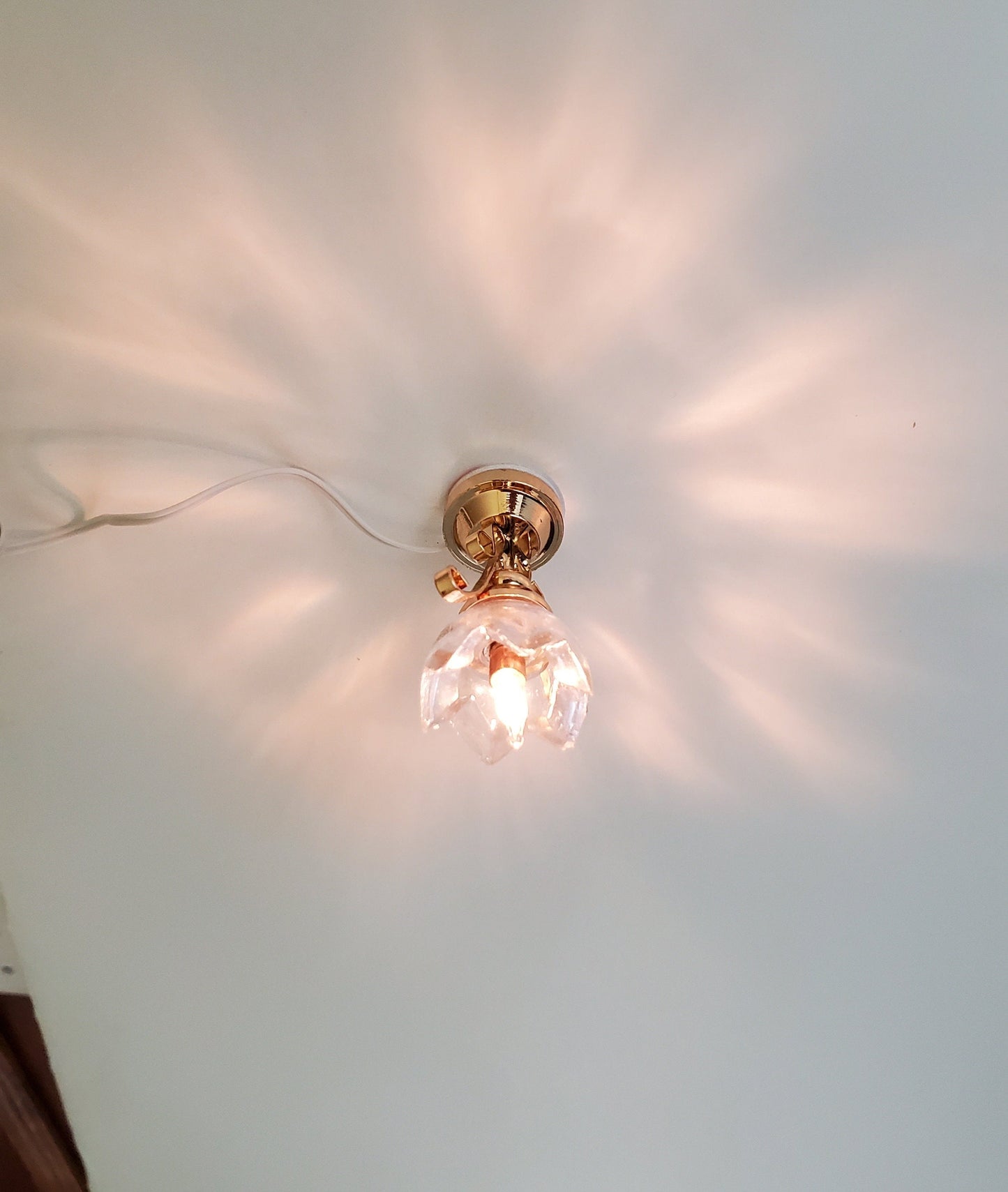 Dollhouse Miniature Ceiling Light Lily Flower Shade Gold 12 Volt 1:12