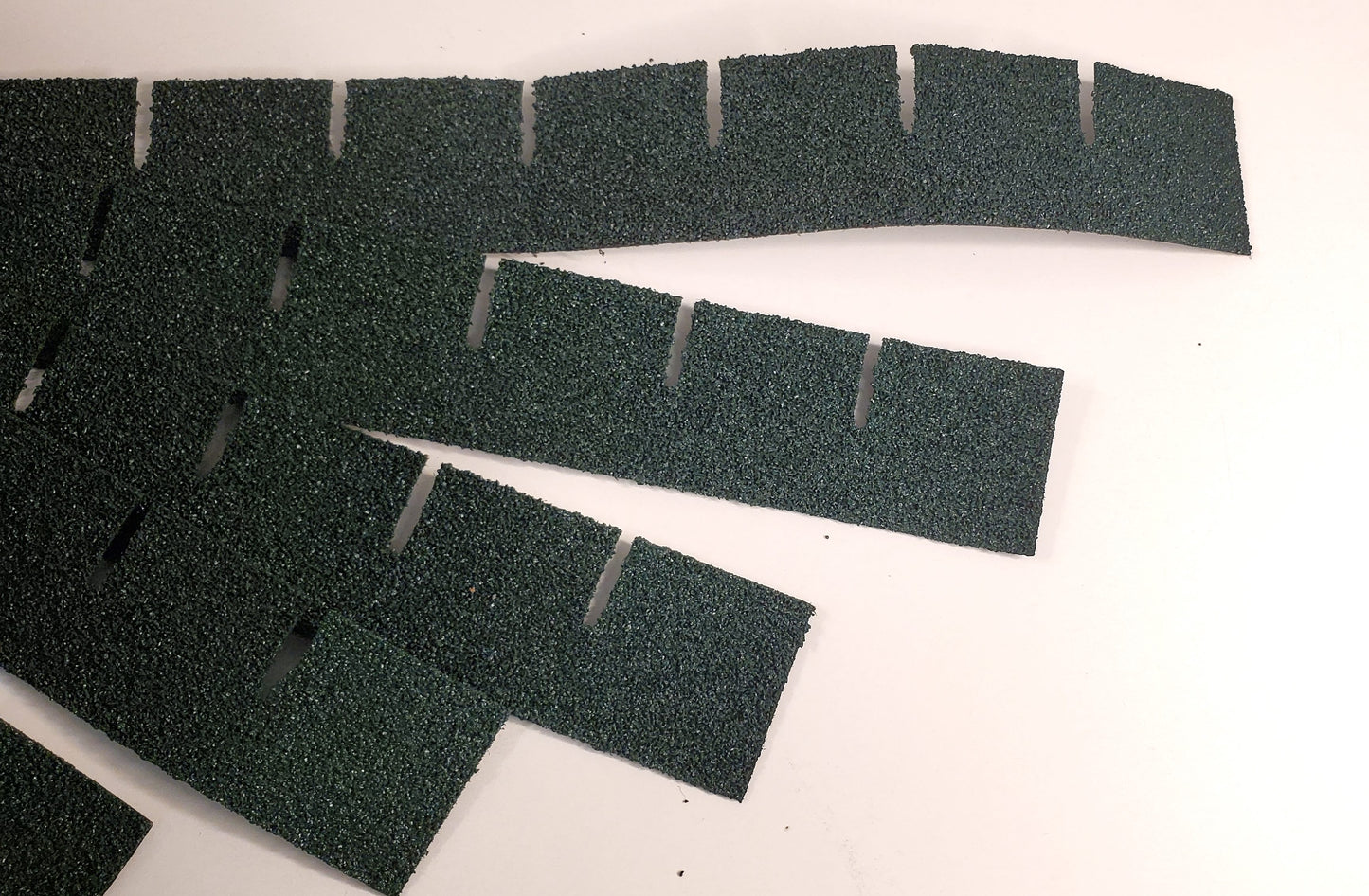 Dollhouse Asphalt Shingles Green Square 1:12 Scale #4003 144-157 Sq Inches