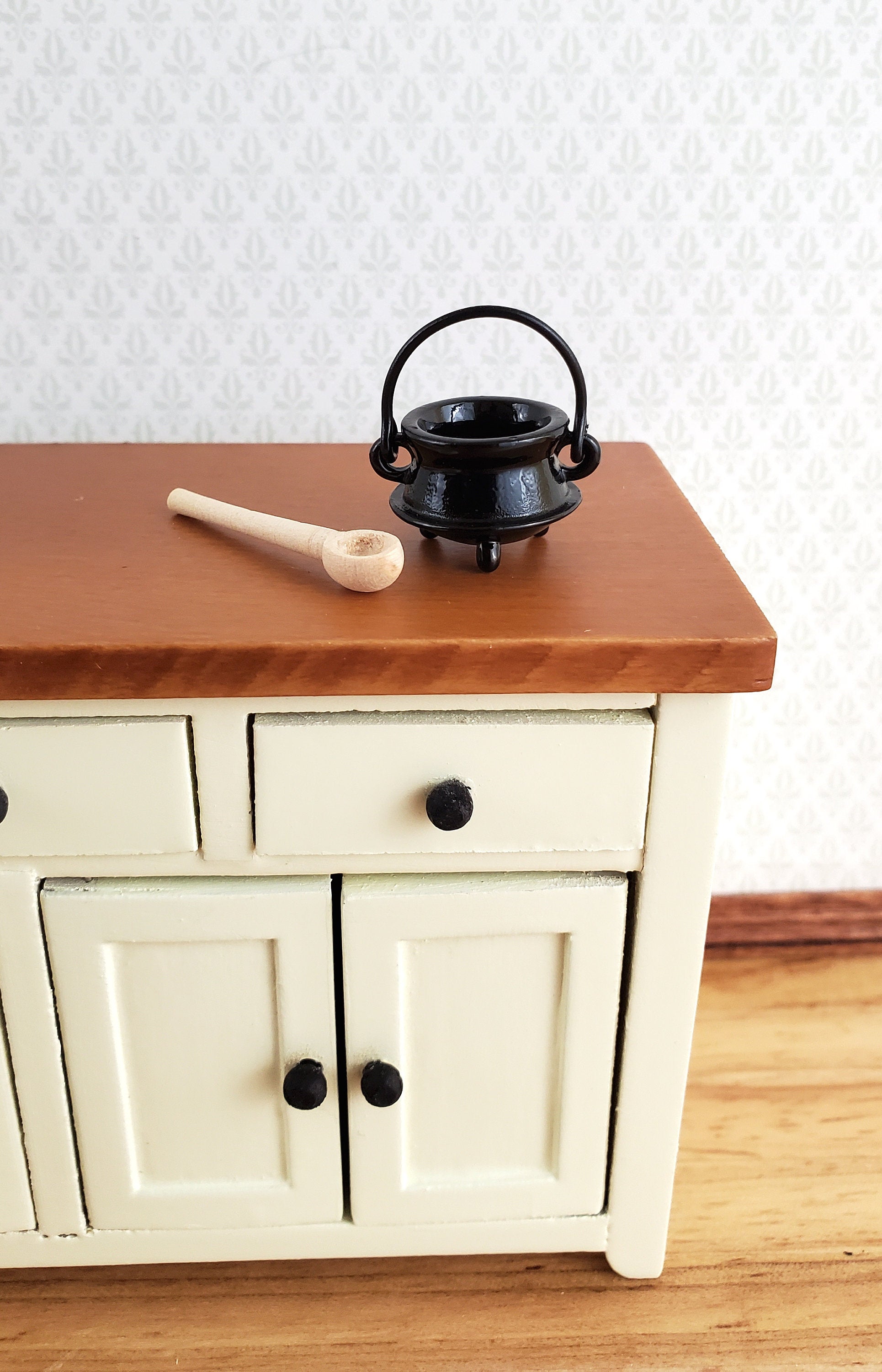 Dollhouse Miniature Cauldron Pot Small Black with Wooden Spoon 1:12 Scale