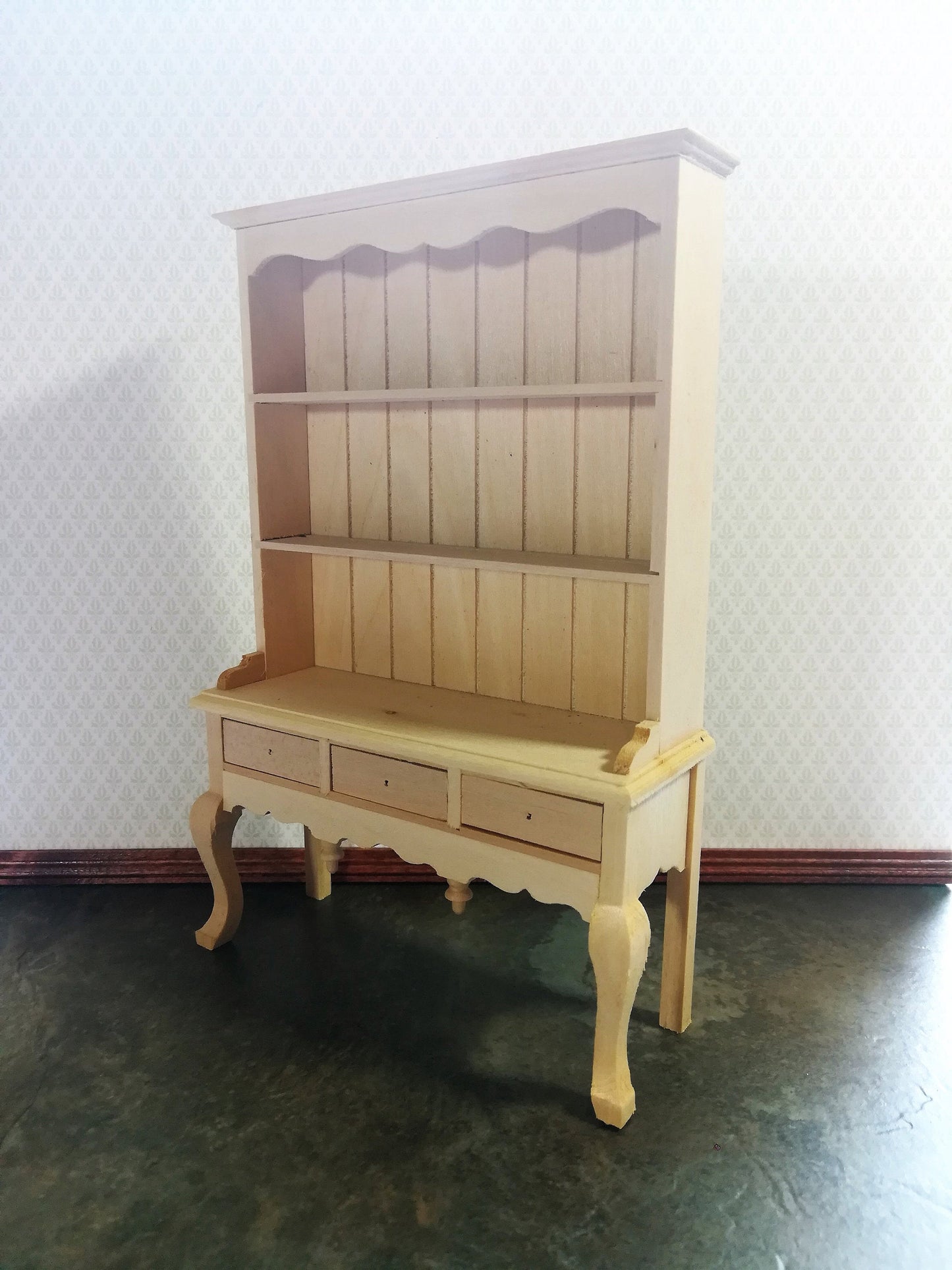 Dollhouse Cupboard Hutch Queen Anne Style Kitchen 1:12 Scale Furniture Unpainted