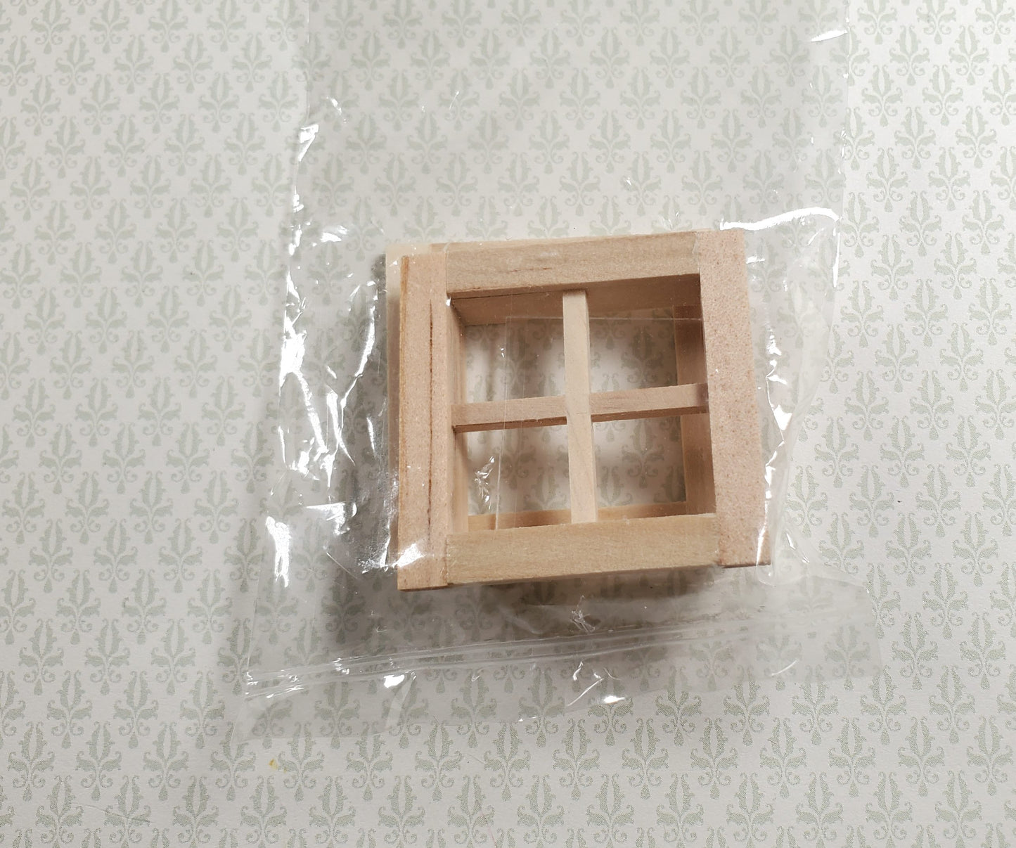 Dollhouse HALF SCALE 1:24 Window with Interior Trim Wood H5004 Houseworks
