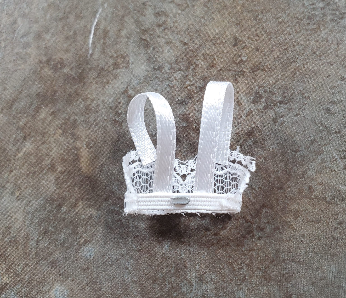 Dollhouse Underwear Ladies Bra White 1:12 Scale Miniature