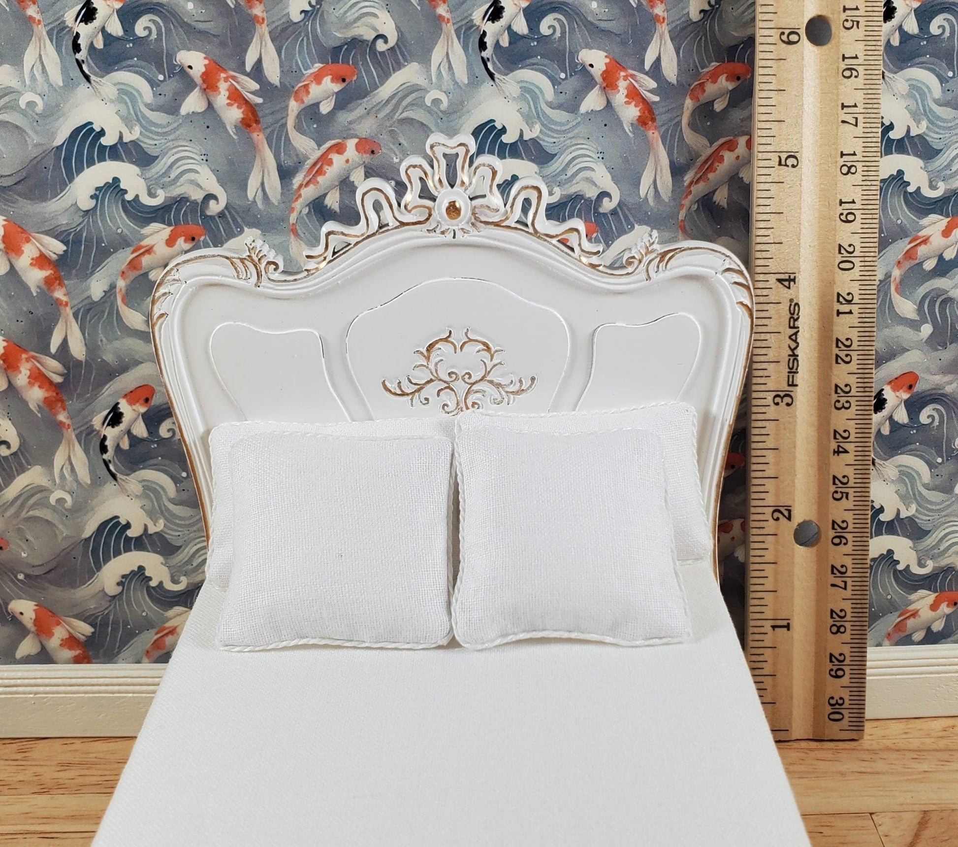 JBM Dollhouse Bed Victorian Style White & Gold Large 1:12 Miniature Furniture - Miniature Crush